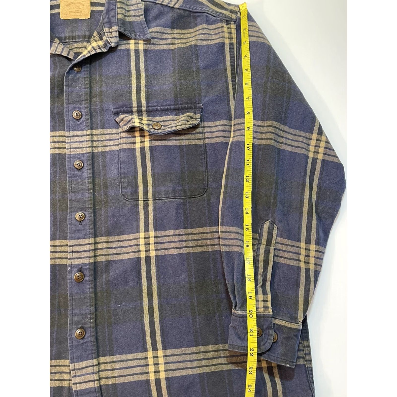 Vintage VINTAGE St. John's Bay Button-Down Shirt Outdoor Plaid Blue XL Men Size US XL / EU 56 / 4 - 7 Thumbnail