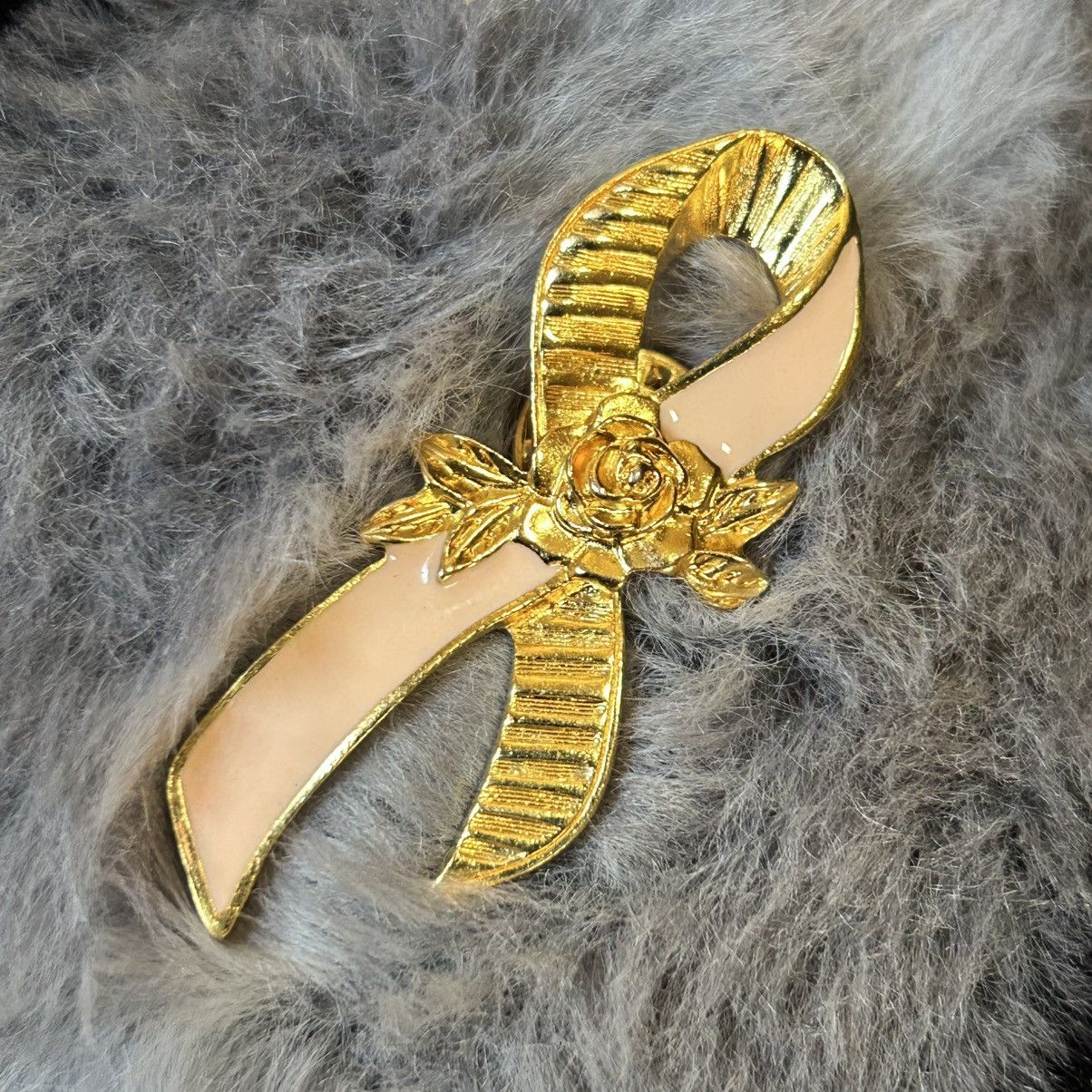 Jewelry Vintage 90s Avon better breast care breast cancer pin Size ONE SIZE - 1 Thumbnail
