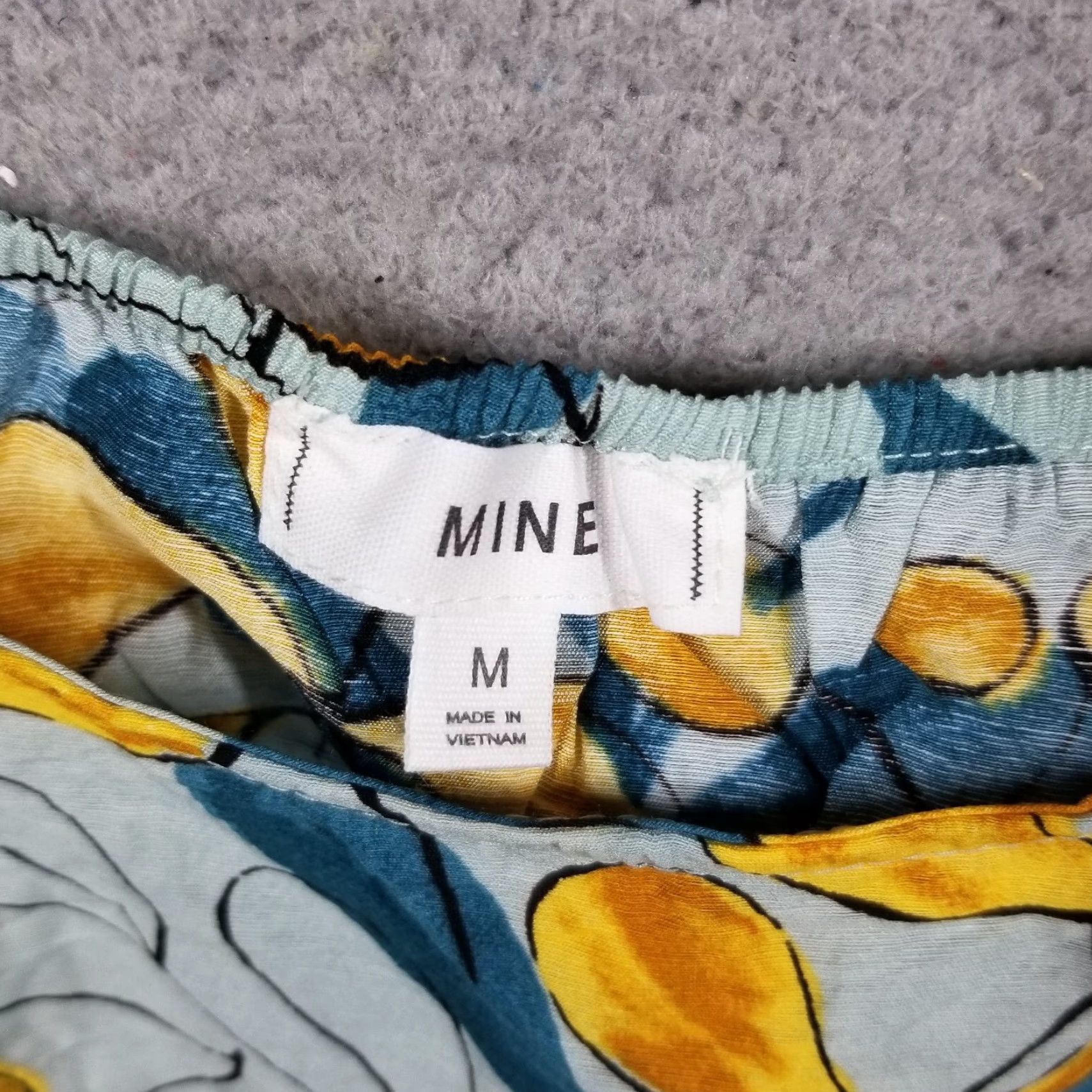Anthropologie VINTAGE Anthropologie MINE Floral Tank Top Women Medium Blue Yellow Sleeveless Spaghetti Neck Casual Size M / US 6-8 / IT 42-44 - 2 Thumbnail