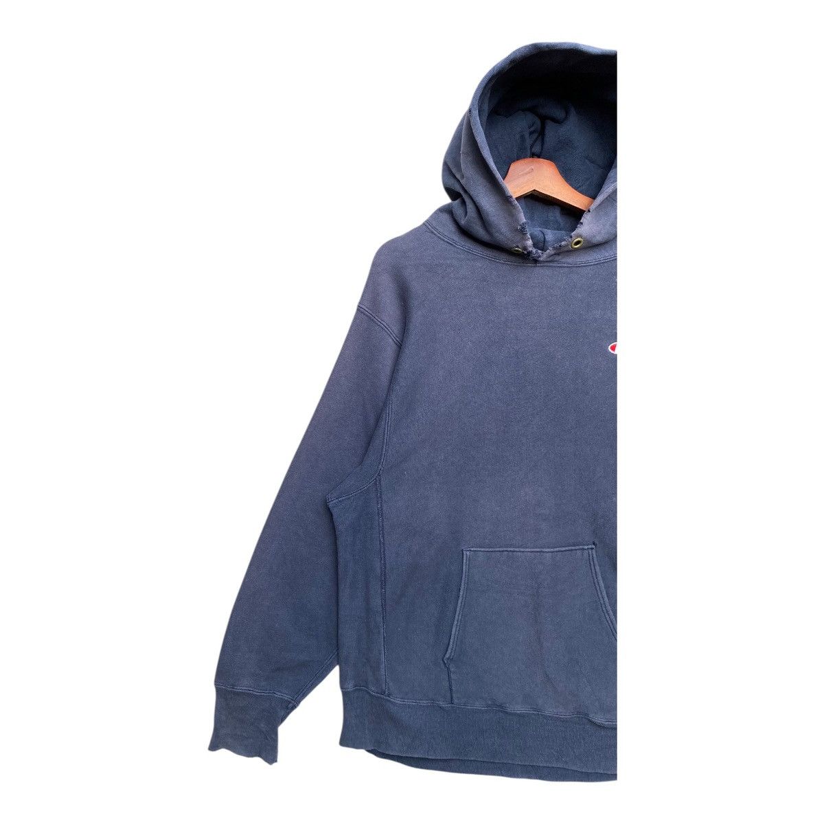 Champion Vintage Champion Reverse Weave Hoodie Distressed Size Large Size US L / EU 52-54 / 3 - 3 Thumbnail