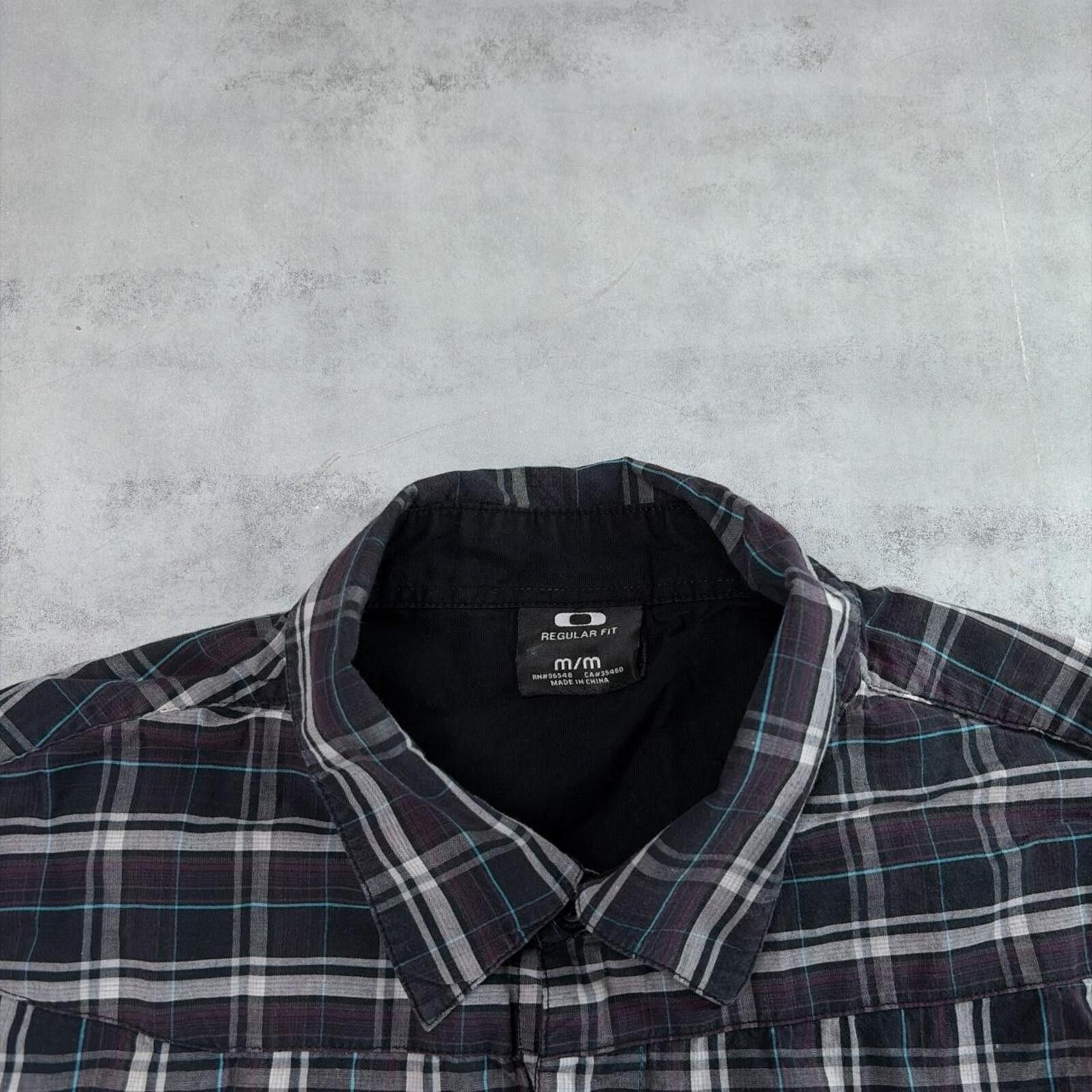 Oakley Y2K Black Oakley Grunge Skater Plaid Button Up Shirt Size US M / EU 48-50 / 2 - 5 Thumbnail