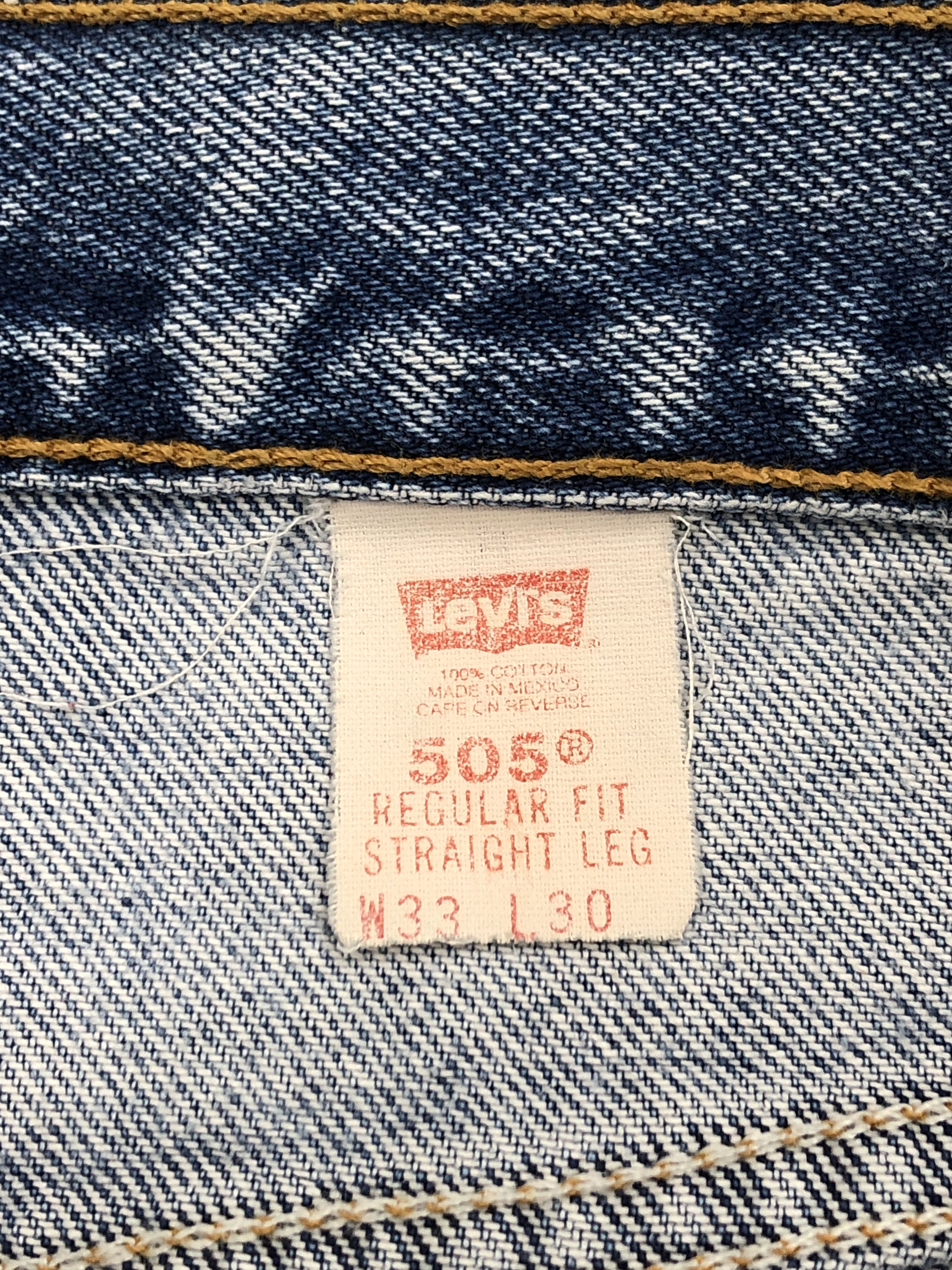 Levi's × Vintage Distressed Vintage 90s Levi's 505 Light Blue Washed Jeans Size US 32 / EU 48 - 7 Thumbnail