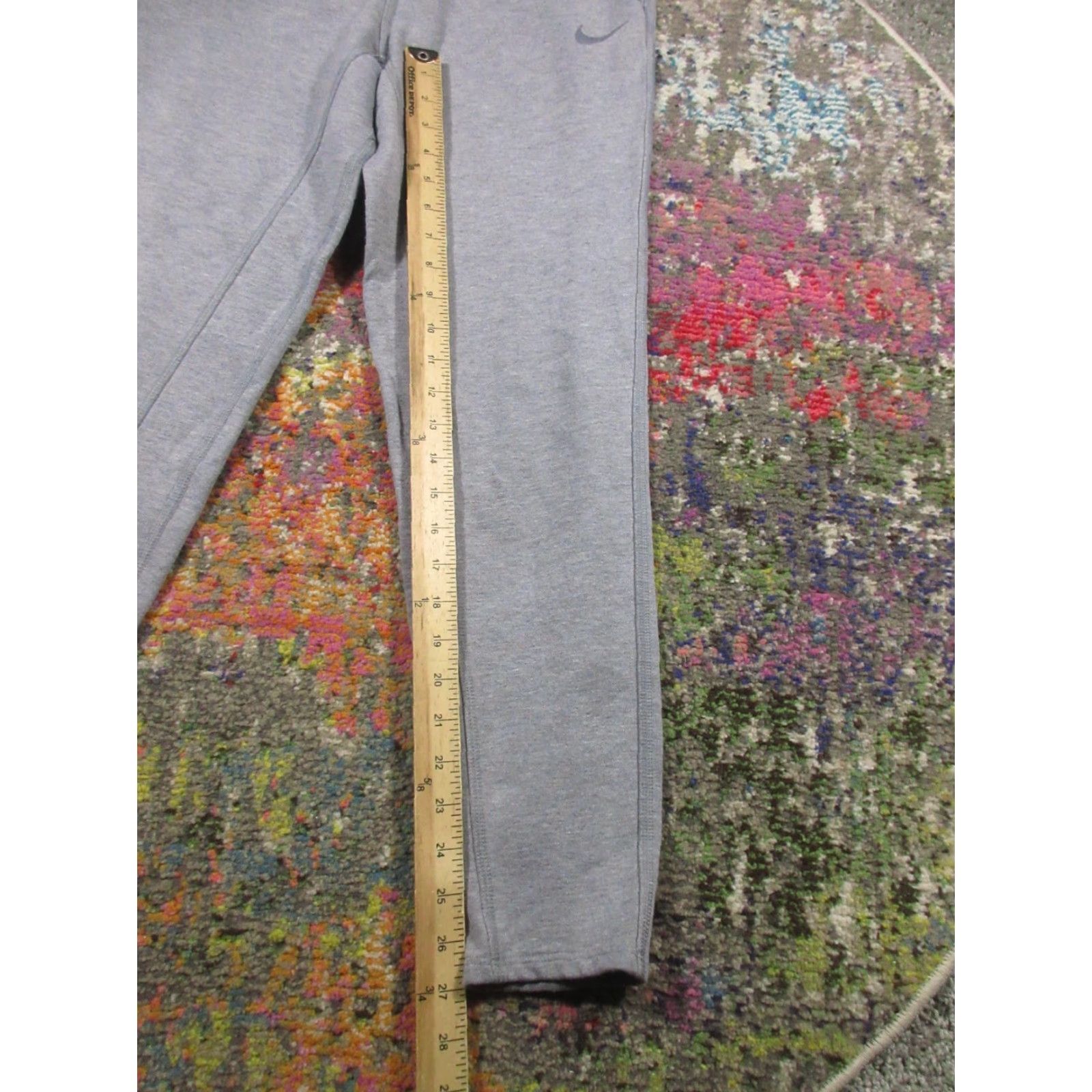 Nike Nike Dri-FIT Sweatpants Womens S Gray Drawstring Pockets Fleece Regular Size 28" / US 6 / IT 42 - 7 Thumbnail