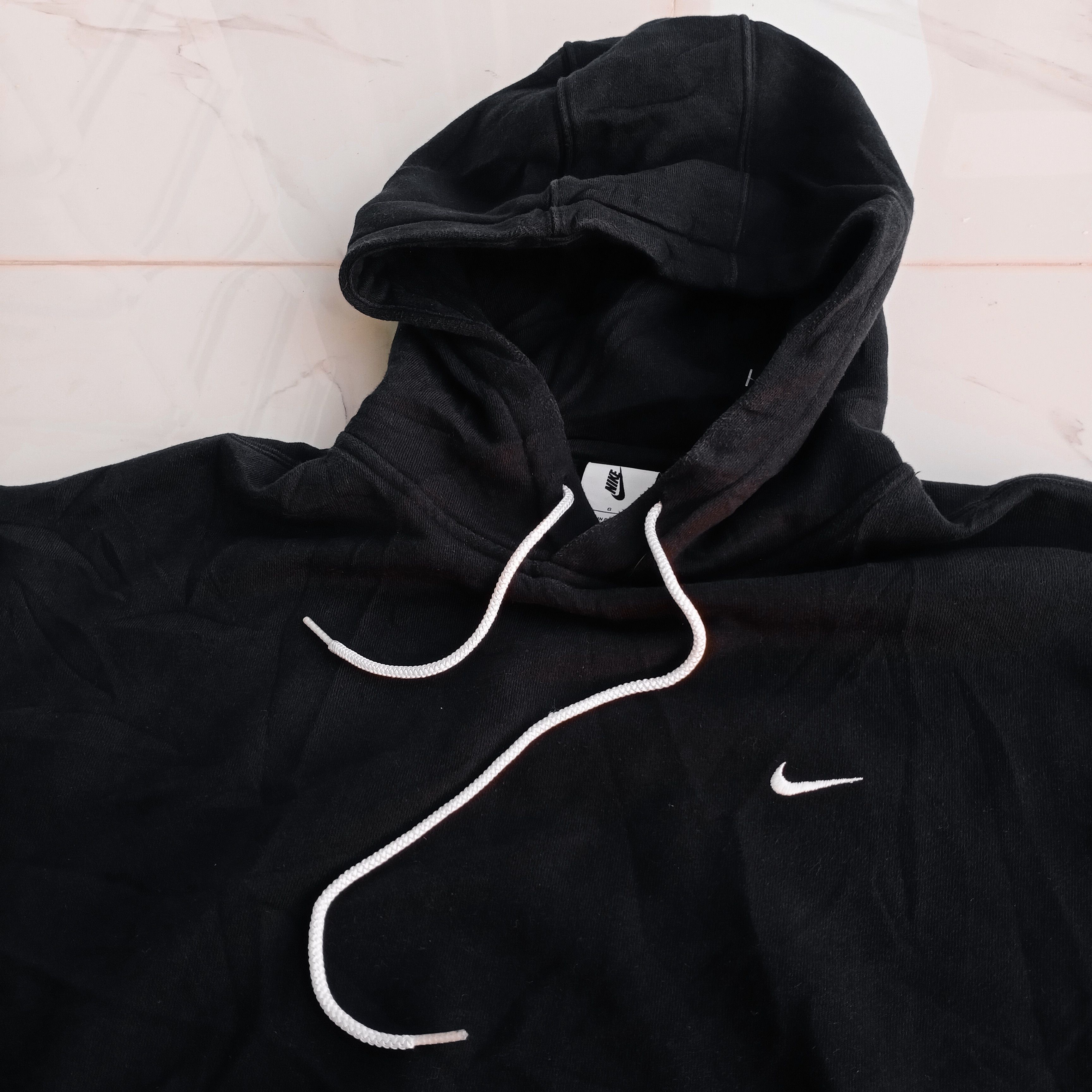 Nike Nike Hoodie Black Logo Swoosh Small Logo Sweater Size US L / EU 52-54 / 3 - 9 Thumbnail