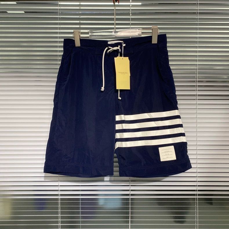 Thom Browne Thom Browne size3 Casual shorts Size US 27 - 1 Thumbnail