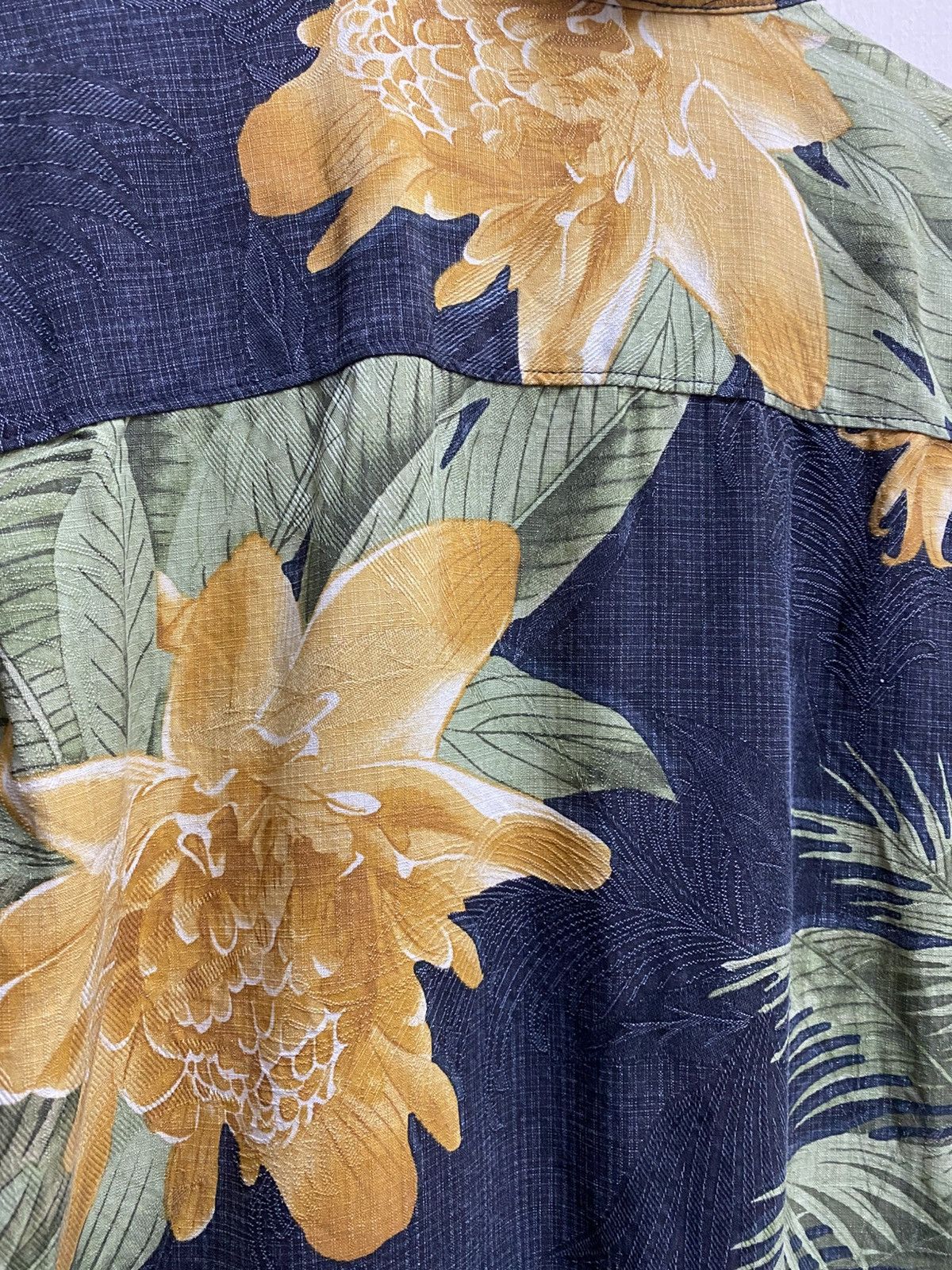 SikSilk Vintage Tommy Bahama Floral Shirt Wooden Button Size US L / EU 52-54 / 3 - 9 Thumbnail