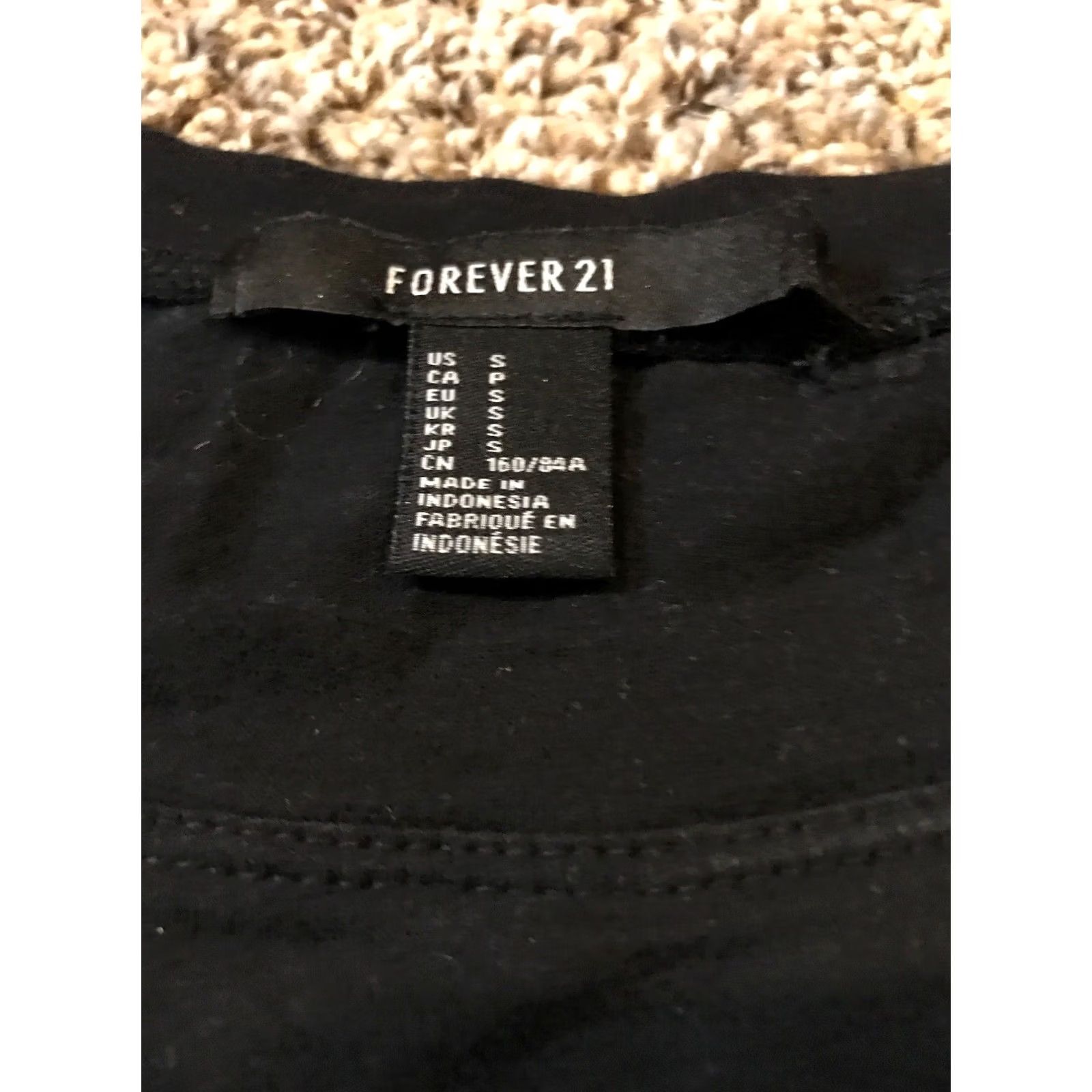 Forever 21 FOREVER 21 T-Shirt Sleeveless Black Boat Neck Cotton Knit Casual Women S Small Over Rated Vintage No Size S / US 4 / IT 40 - 2 Thumbnail