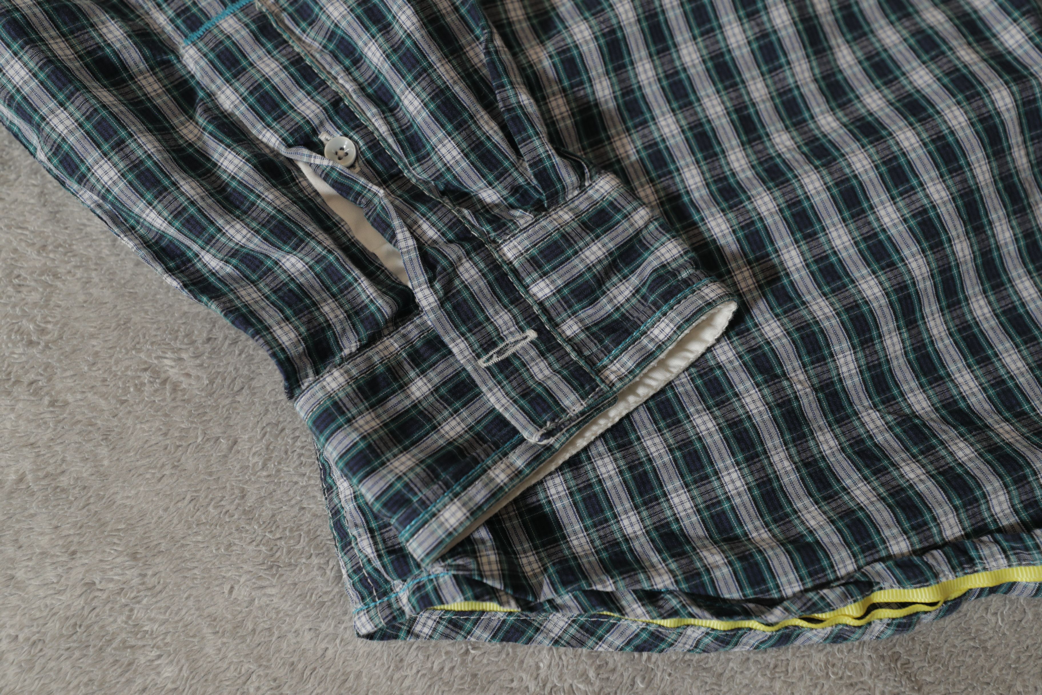 Descendant of Thieves Descendant of Thieves Flannel Buttondown (L) Size US L / EU 52-54 / 3 - 6 Thumbnail