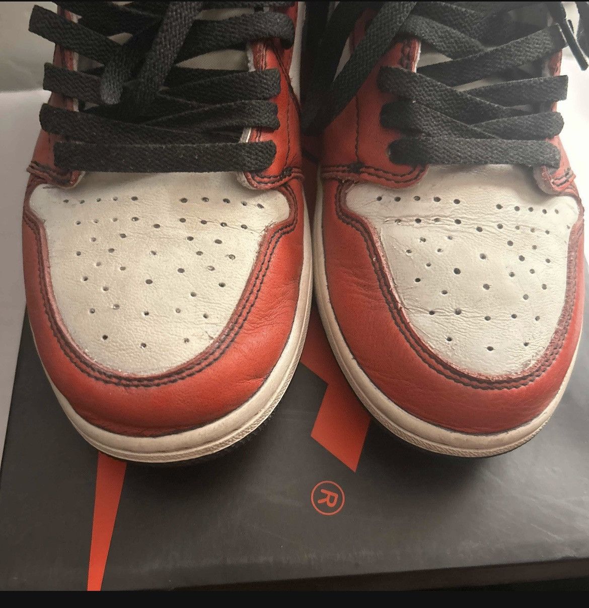 Jordan Brand Jordan 1 LA to Chicago Size US 10.5 / EU 43-44 - 7 Thumbnail