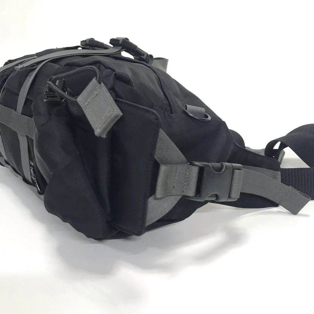 Gallery1950 [OS] Nylon Shoulder Bag in Black Size ONE SIZE - 16 Thumbnail