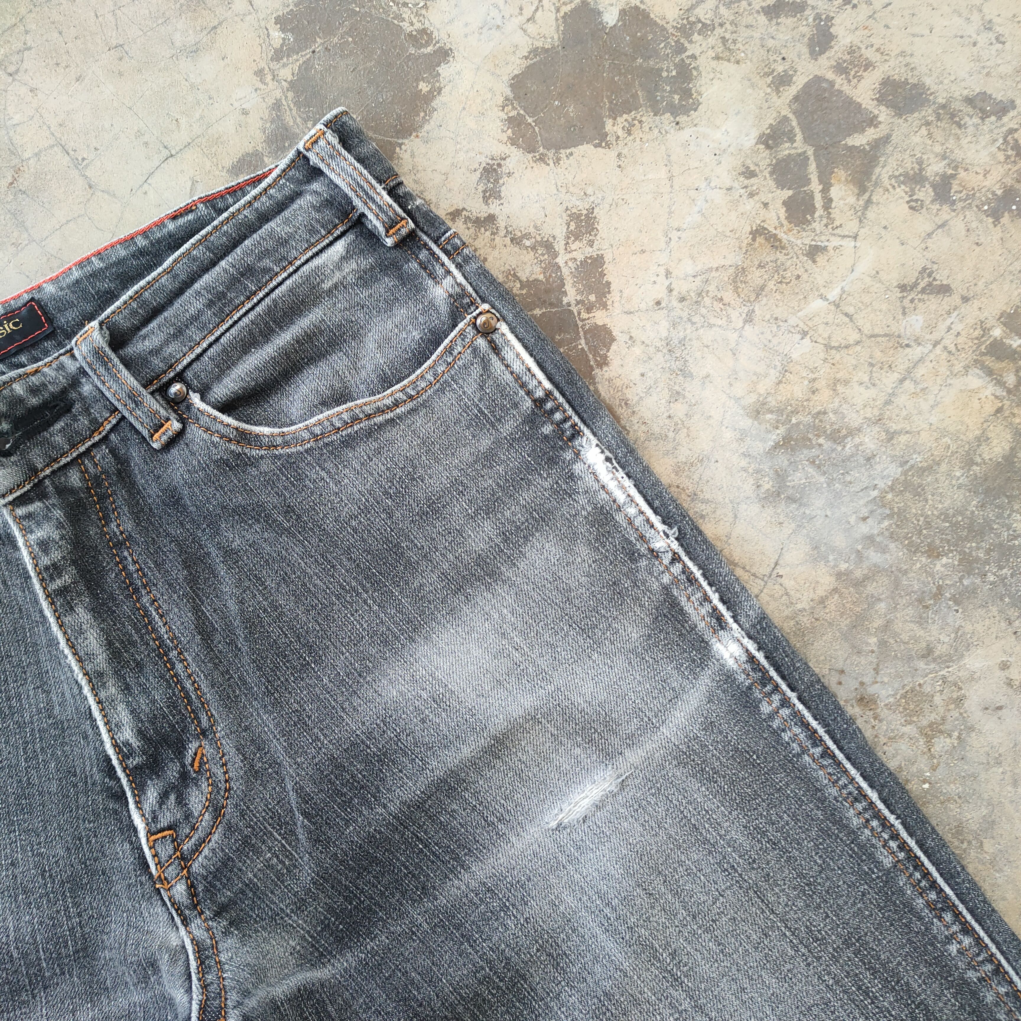 Japanese Brand × Jean × Vintage W30 VINTAGE JAPAN EC100 FADED BLACK JEANS DENIM PANTS Size US 30 / EU 46 - 8 Thumbnail