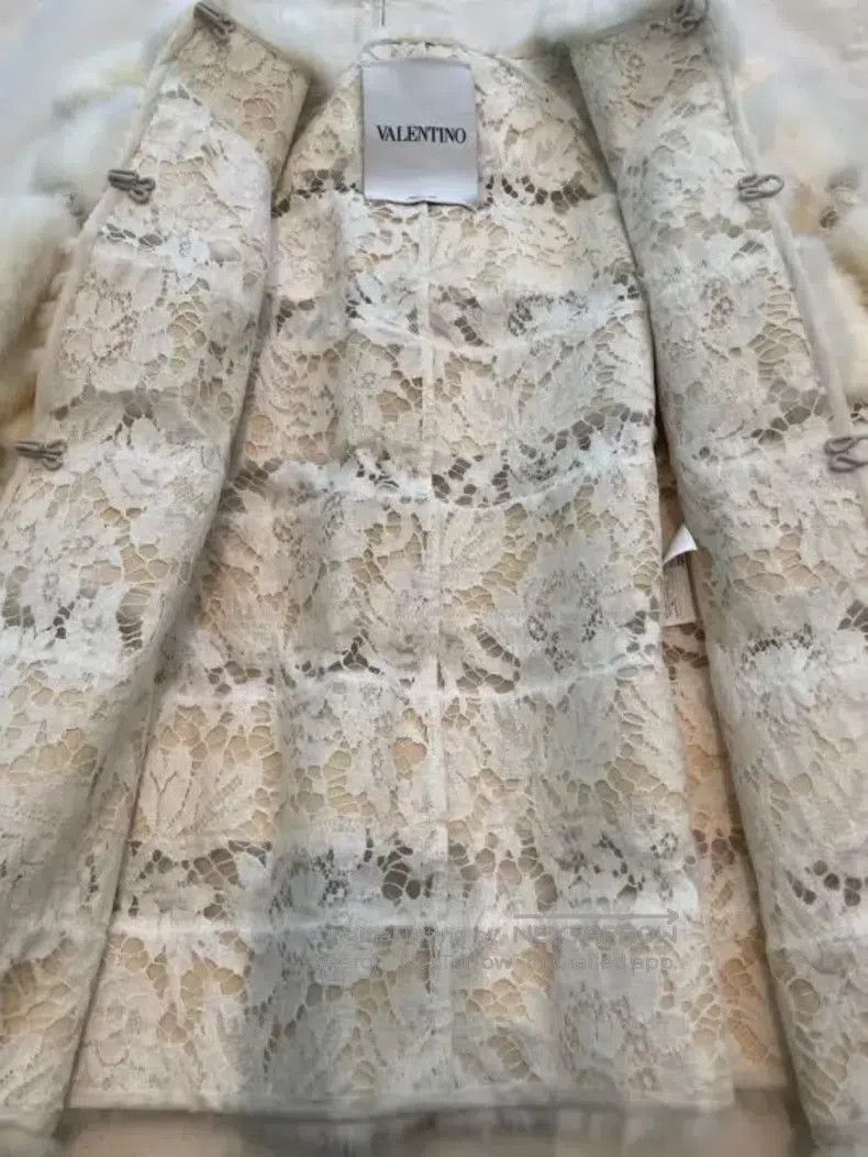 Valentino Valentino Lace patchwork mink coat Size XS / US 0-2 / IT 36-38 - 4 Thumbnail