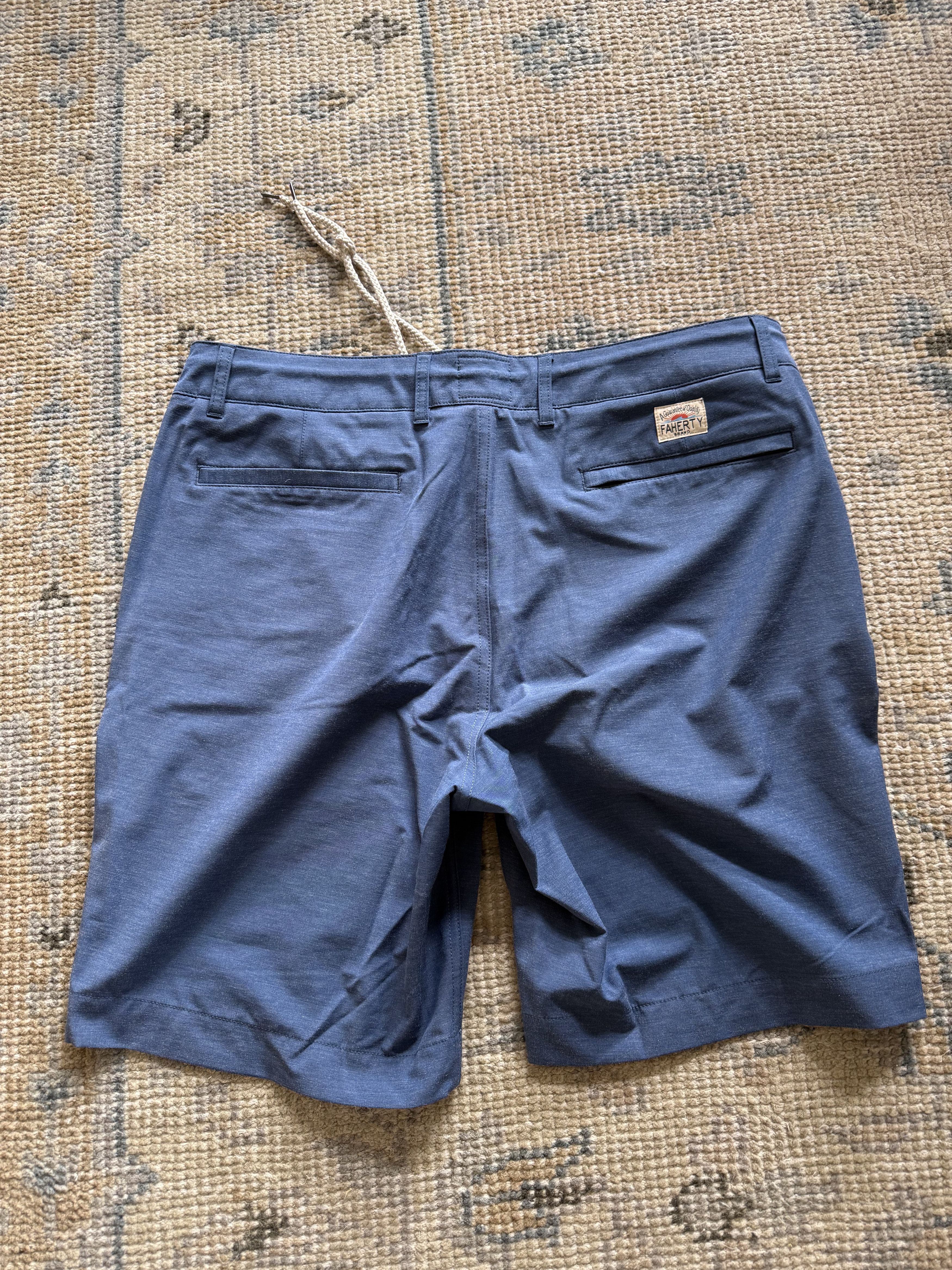 Faherty Faherty All Day Shorts in Blue Size US 35 - 2 Thumbnail