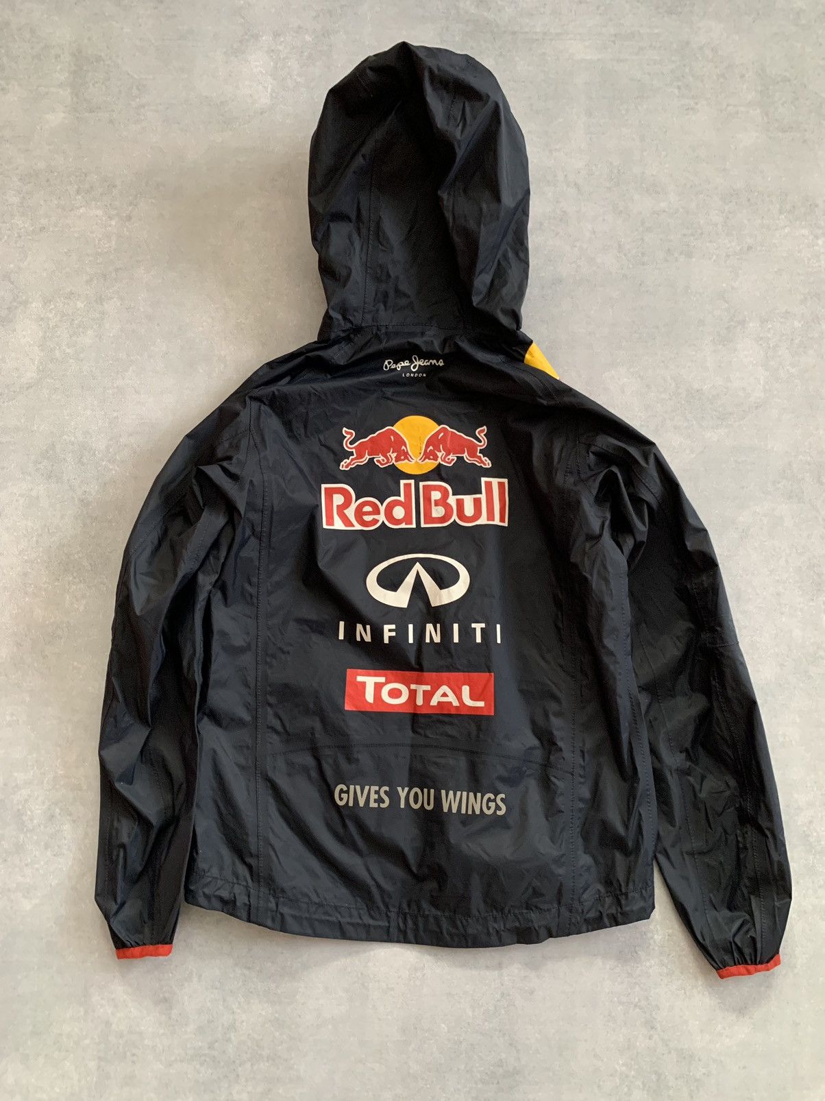 Formula 1 × Red Bull RED BULL/INFINITI F1 RACING TEAM RAIN JACKET PEPE JEANS Size US XS / EU 42 / 0 - 2 Thumbnail