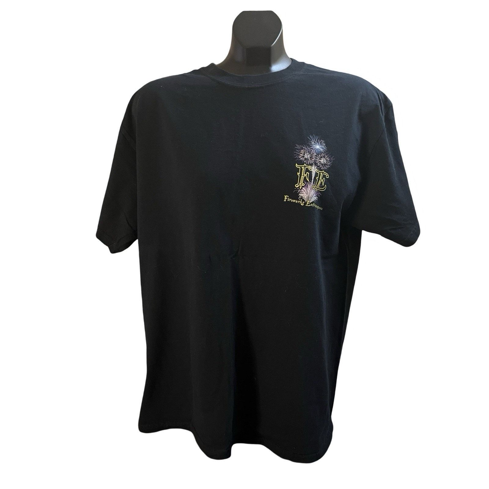 Gildan Fireworks Extravaganza Gildan Black Graphic Tee Men’s Size L Size US L / EU 52-54 / 3 - 1 Thumbnail