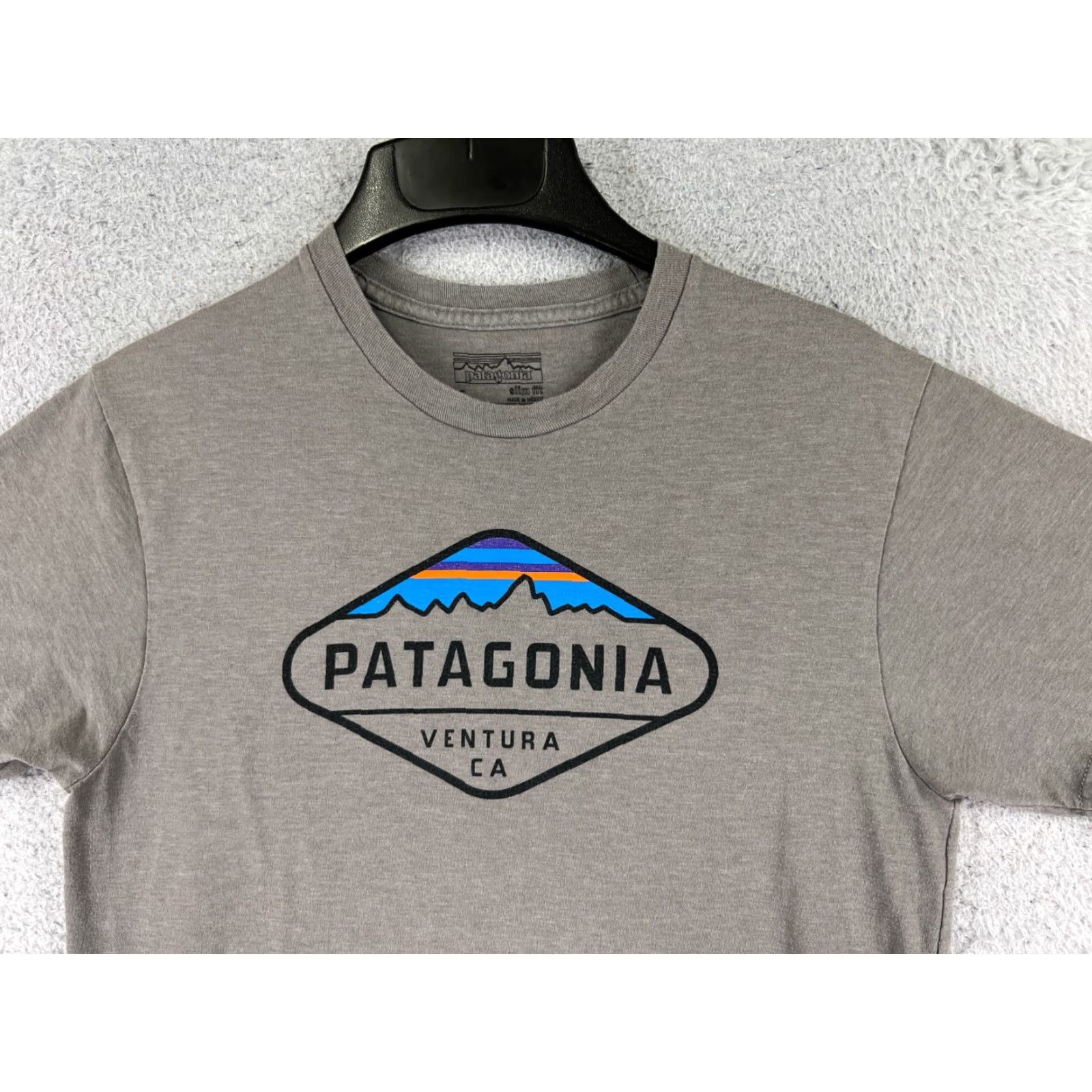 Patagonia Patagonia Shirt Men Small Gray Fitz Roy Print Short Sleeve Cotton Blend Crew Nec Size US S / EU 44-46 / 1 - 4 Thumbnail