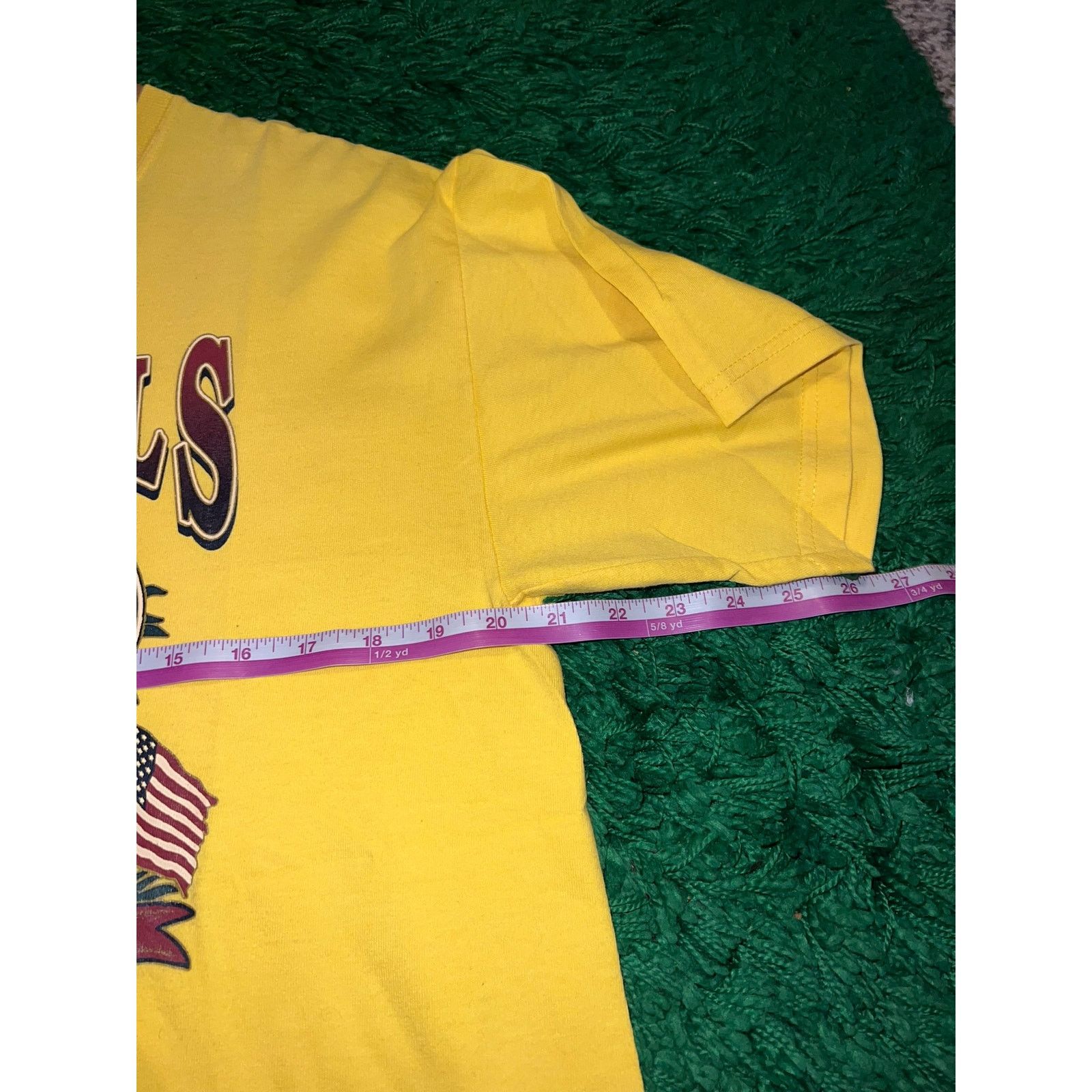 Gildan Vintage Black Hills South Dakota Shirt Yellow Tee L Large Size US L / EU 52-54 / 3 - 7 Thumbnail
