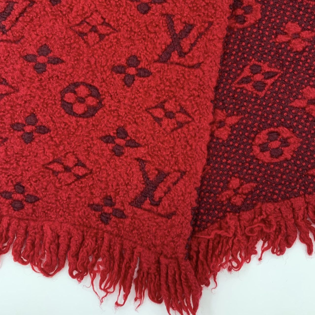Louis Vuitton Louis Vuitton Monogram Red Wool-Silk Fringe Scarf (126×28cm) Size ONE SIZE - 5 Thumbnail