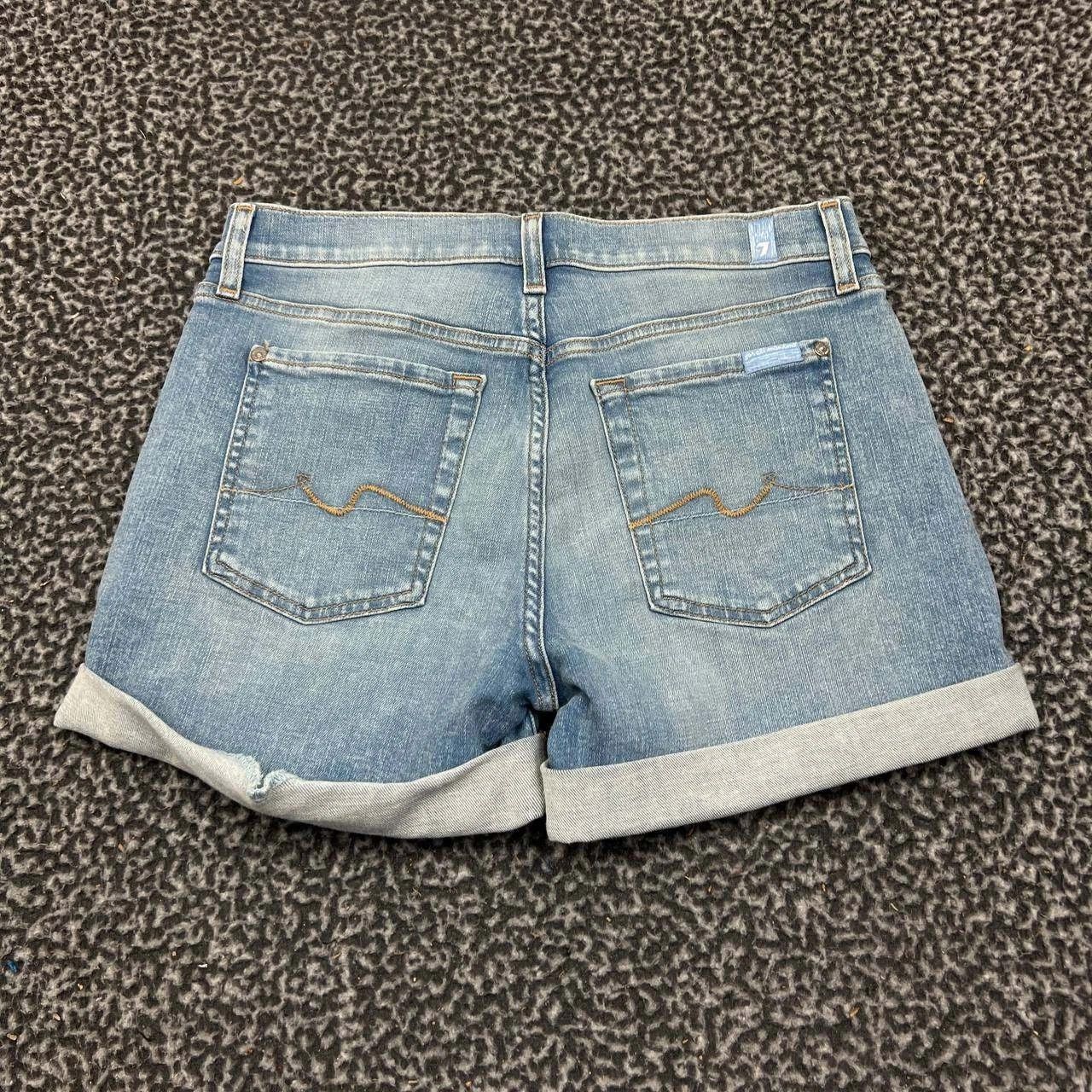 7 For All Mankind 7 For All Mankind Jeans Shorts Women 27 Denim Faded Pockets Size 27" / US 4 / IT 40 - 9 Thumbnail