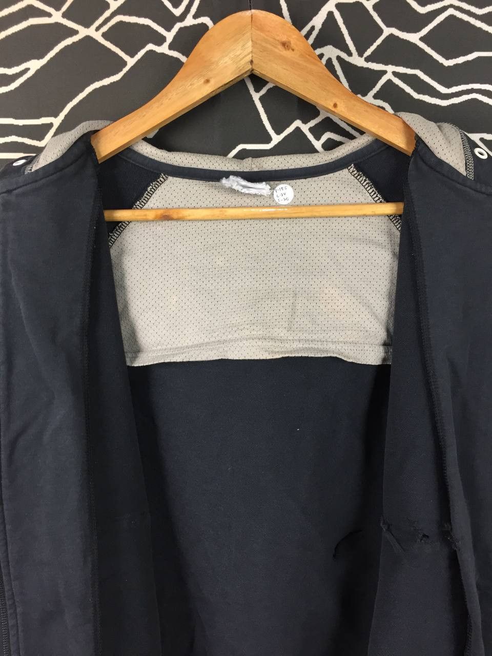 Nike Distressed Nike Sportswear Embroidered Logo Full-Zip Hoodie Size US S / EU 44-46 / 1 - 6 Thumbnail