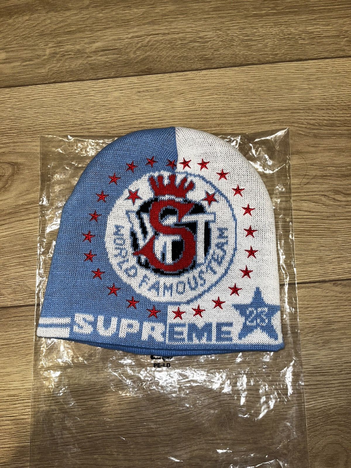 Supreme®/Umbro Beanie – Supreme