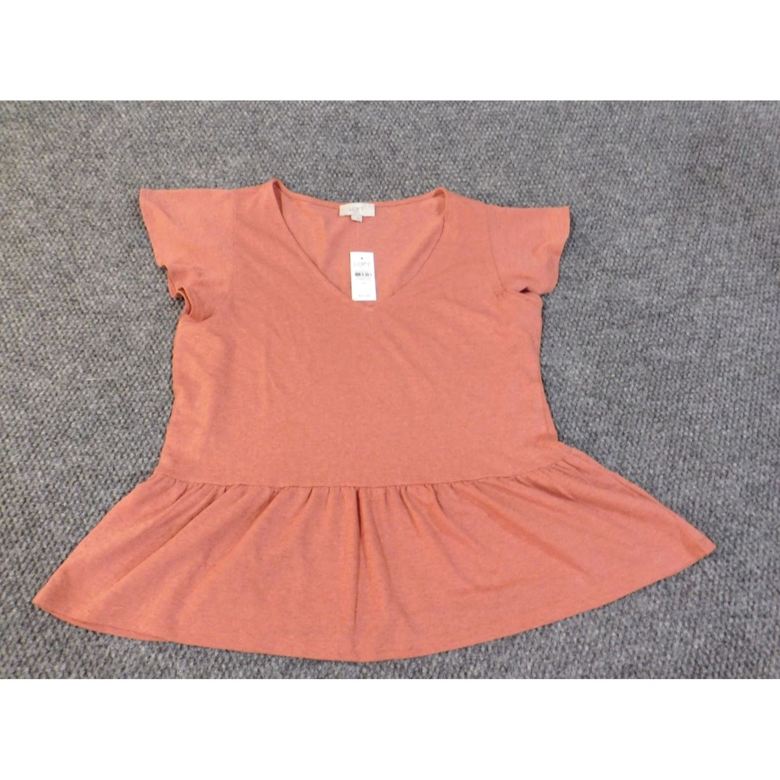 Ann Taylor Ann Taylor Loft Blouse Shirt Womens Medium Pink V-Neck Knit Pollover Pullover Ruffle Short Sleeve Casual Knitt Colorful Stretch Basic Size M / US 6-8 / IT 42-44 - 2 Thumbnail