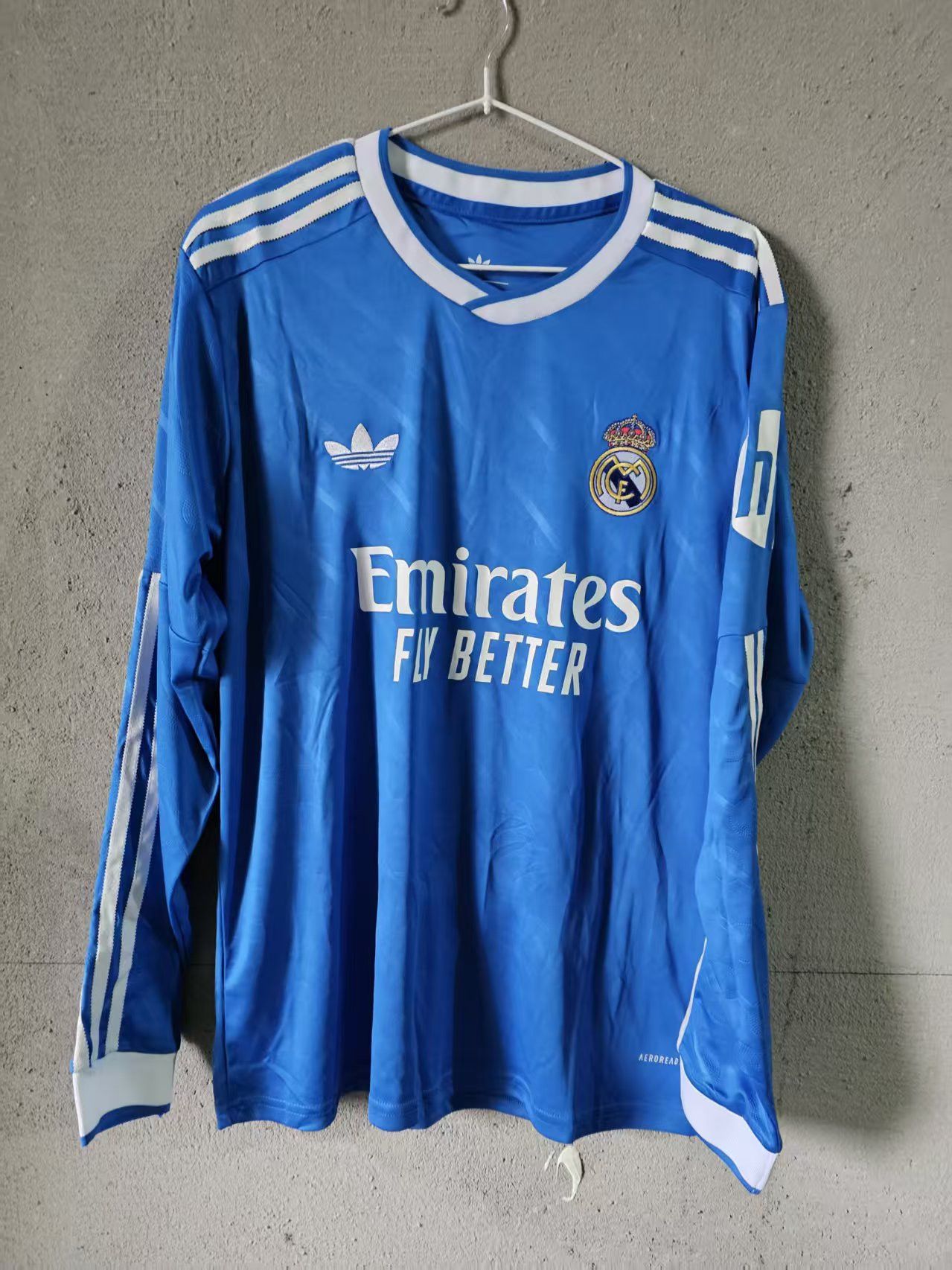 Other 2026 Real Madrid Soccer Jersey Size US S / EU 44-46 / 1 - 1 Thumbnail