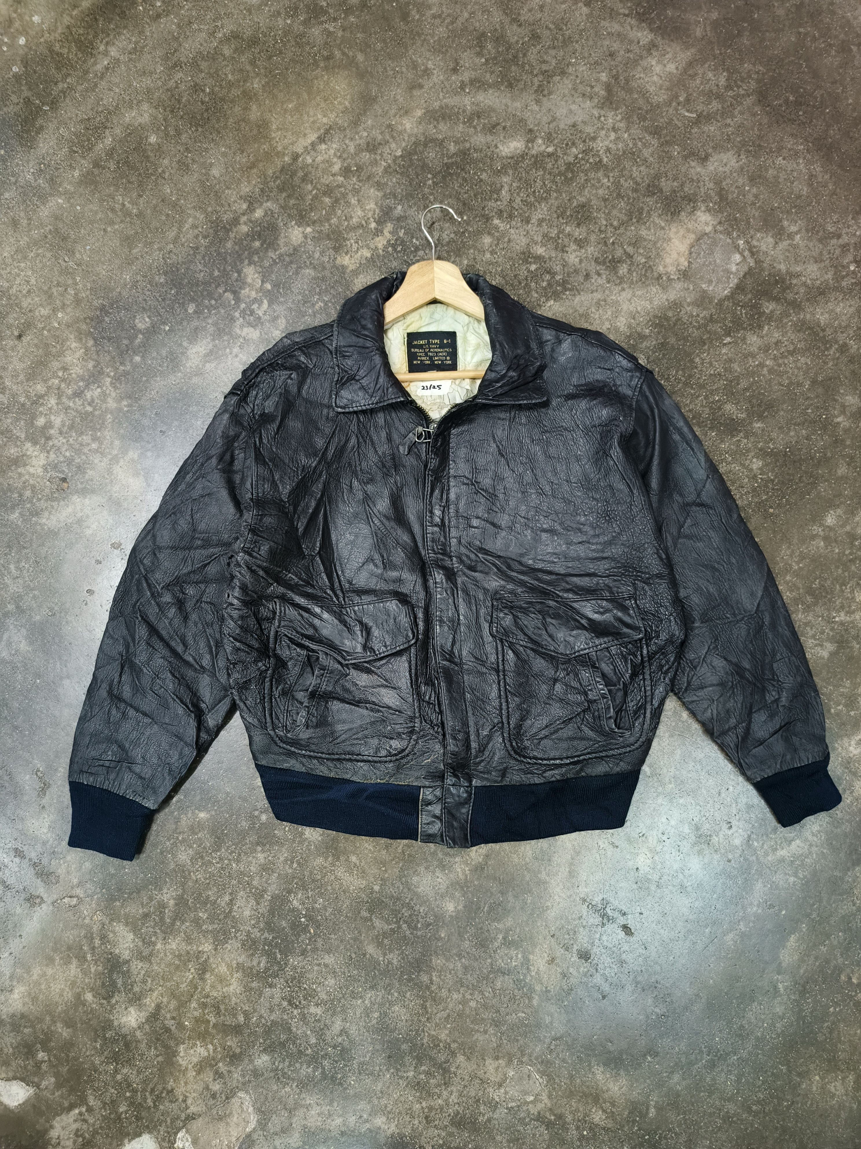 Avirex True Vtg DISTRESSED Avirex Map Lining Type G1 Us Navy Jacket Size US L / EU 52-54 / 3 - 2 Thumbnail