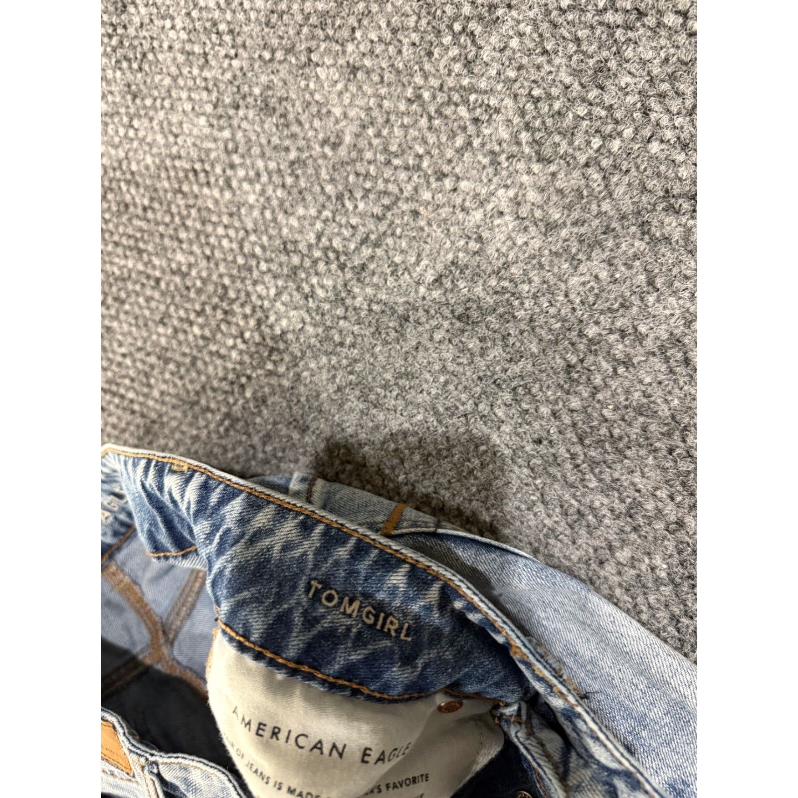 American Eagle Outfitters American Eagle Outfitters Jeans Womens 6 Distressed Blue Denim Straight 5-Pocket Pockets Stretch Regular Rise High 31 In Inseam Blue Pants Pants Mens? Size 28" / US 6 / IT 42 - 4 Thumbnail