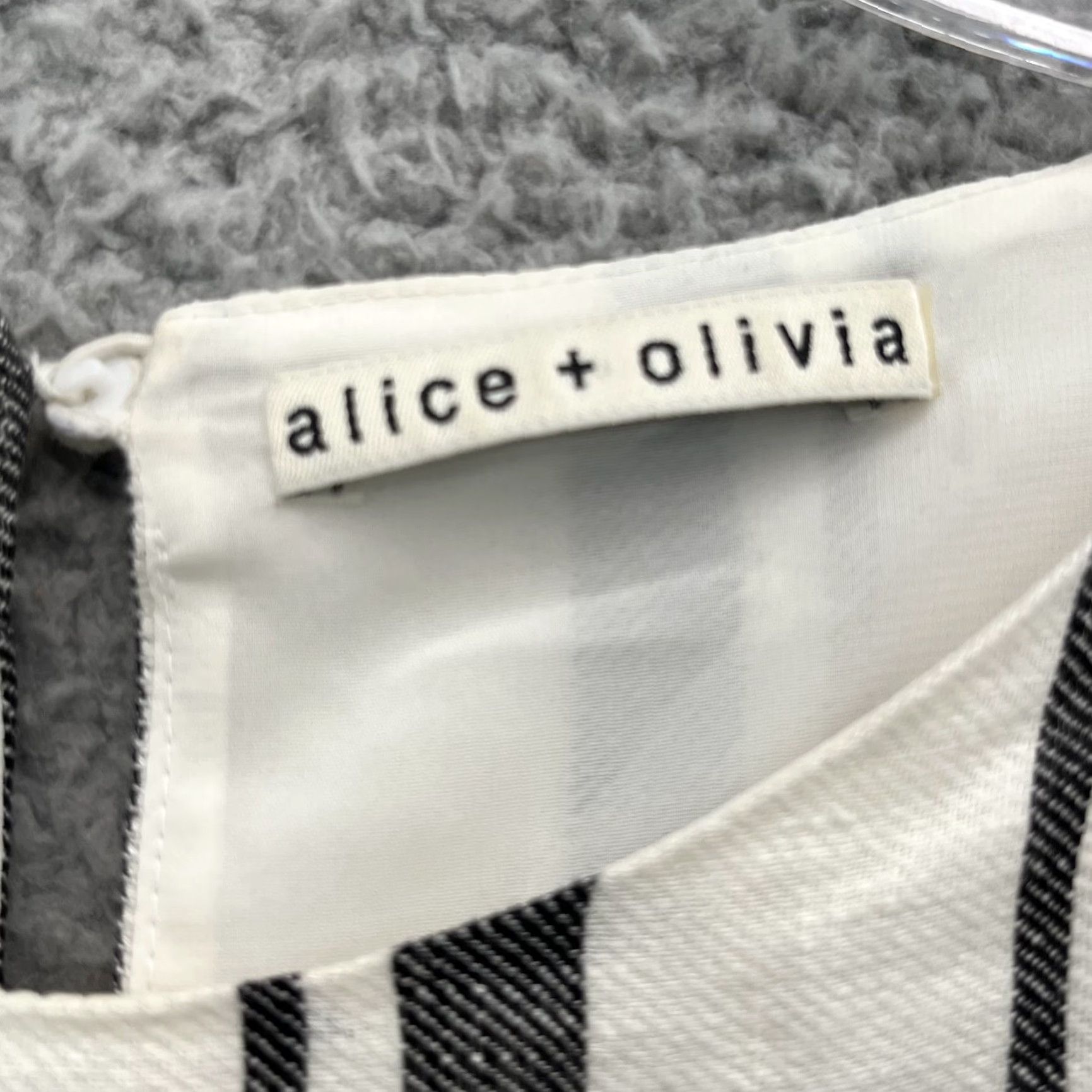 Old Navy Alice + Olivia 100% Linen Jumpsuit Womens Medium Stripe Cocktail 90s Chic Travel Vintage No - Size 32" / US 10 / IT 46 - 3 Thumbnail