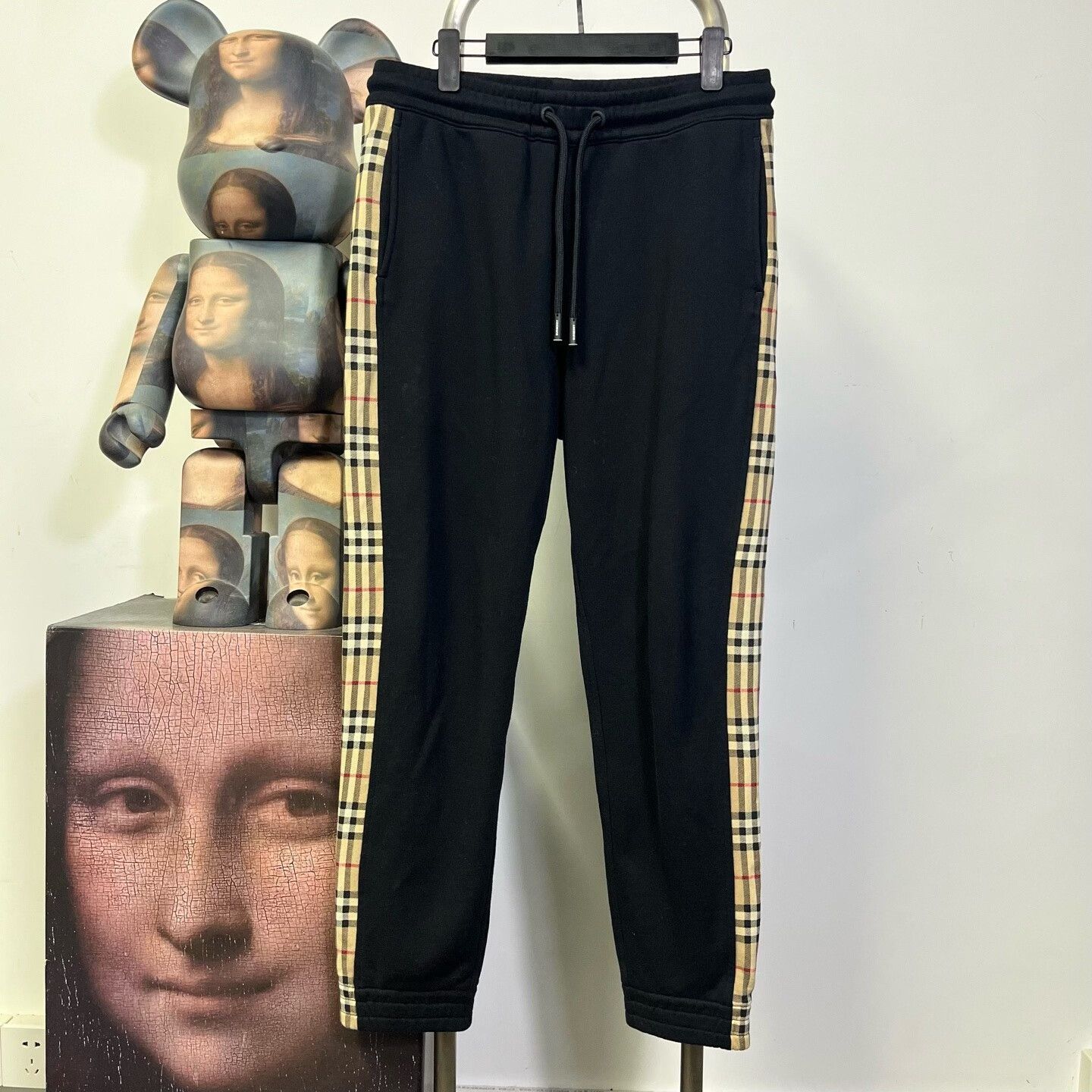 Burberry Burberry Patchwork Plaid Pants 26 Women Size 26" / US 2 / IT 38 - 1 Thumbnail