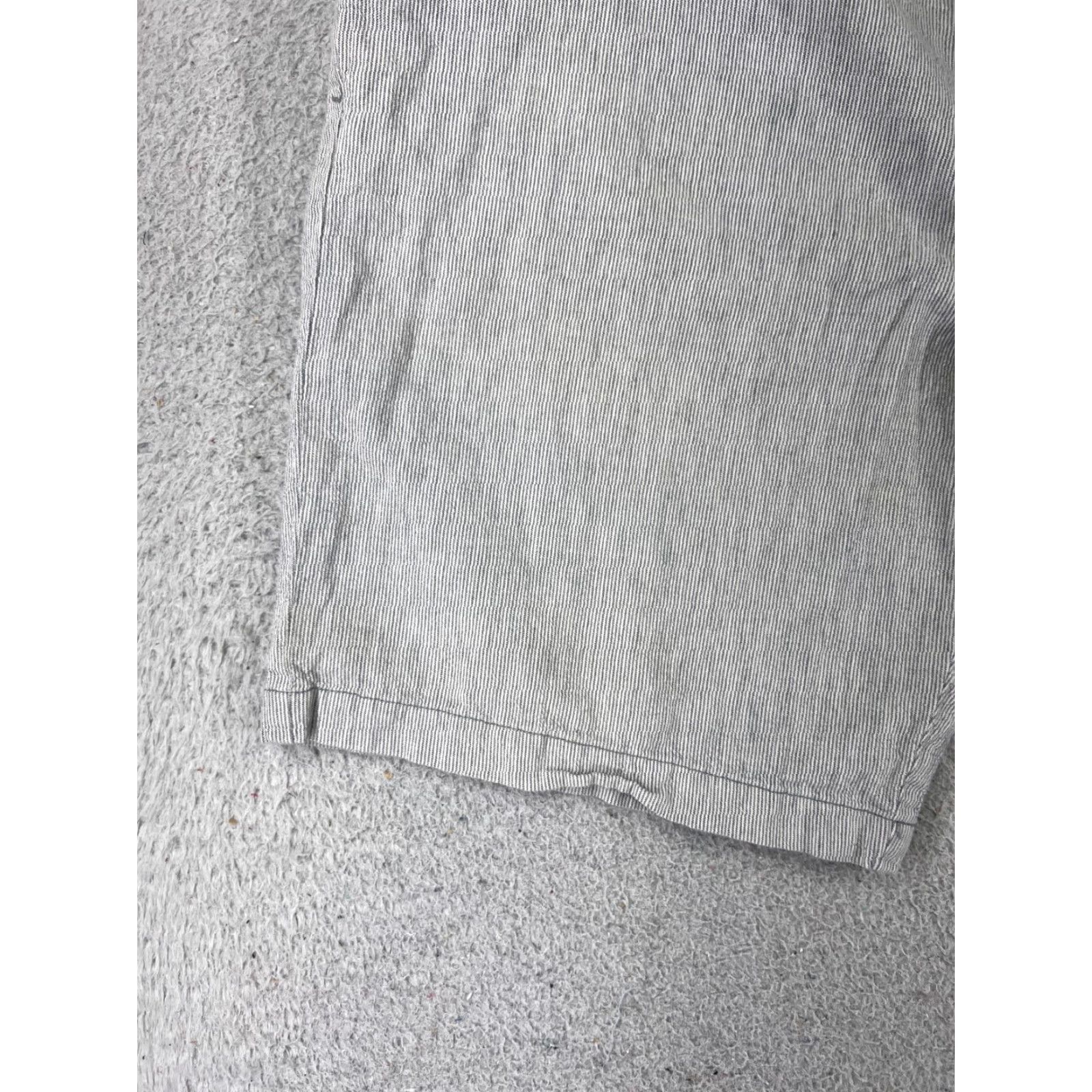 Tommy Bahama Tommy Bahama Shorts Men 40 White Gray Stripe Cotton Linen Blend Beach 40x10 Size US 40 / EU 56 - 3 Thumbnail