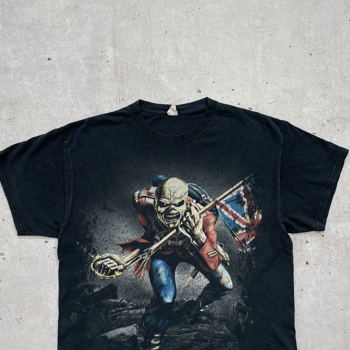 Iron Maiden × Vintage Vintage Iron Maiden T-Shirt The Trooper 2010 Band Rock Y2K Size US L / EU 52-54 / 3 - 6 Thumbnail