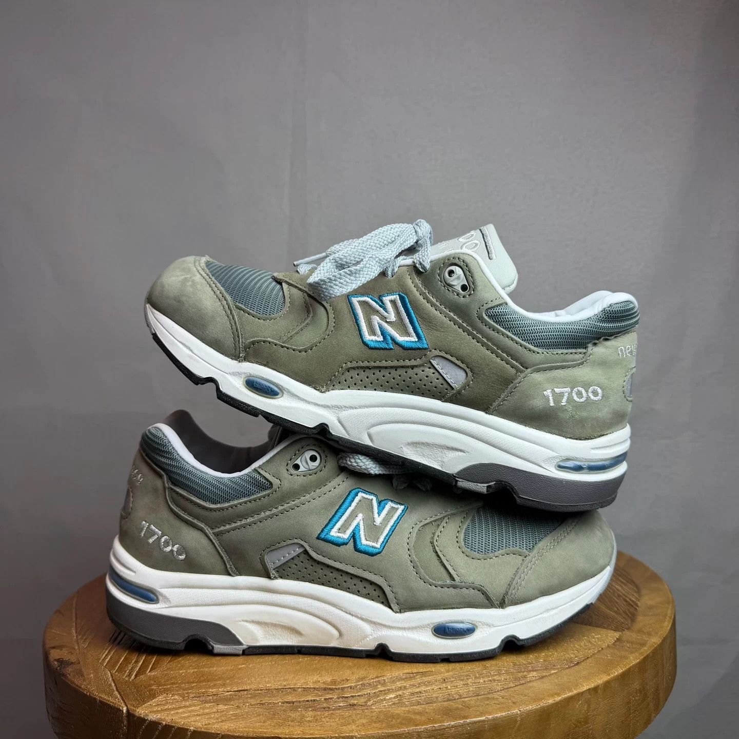 New Balance New Balance NB 1700 Grey 41.5 EU 9.99 New Box Size US 8.5 / EU 41-42 - 2 Thumbnail