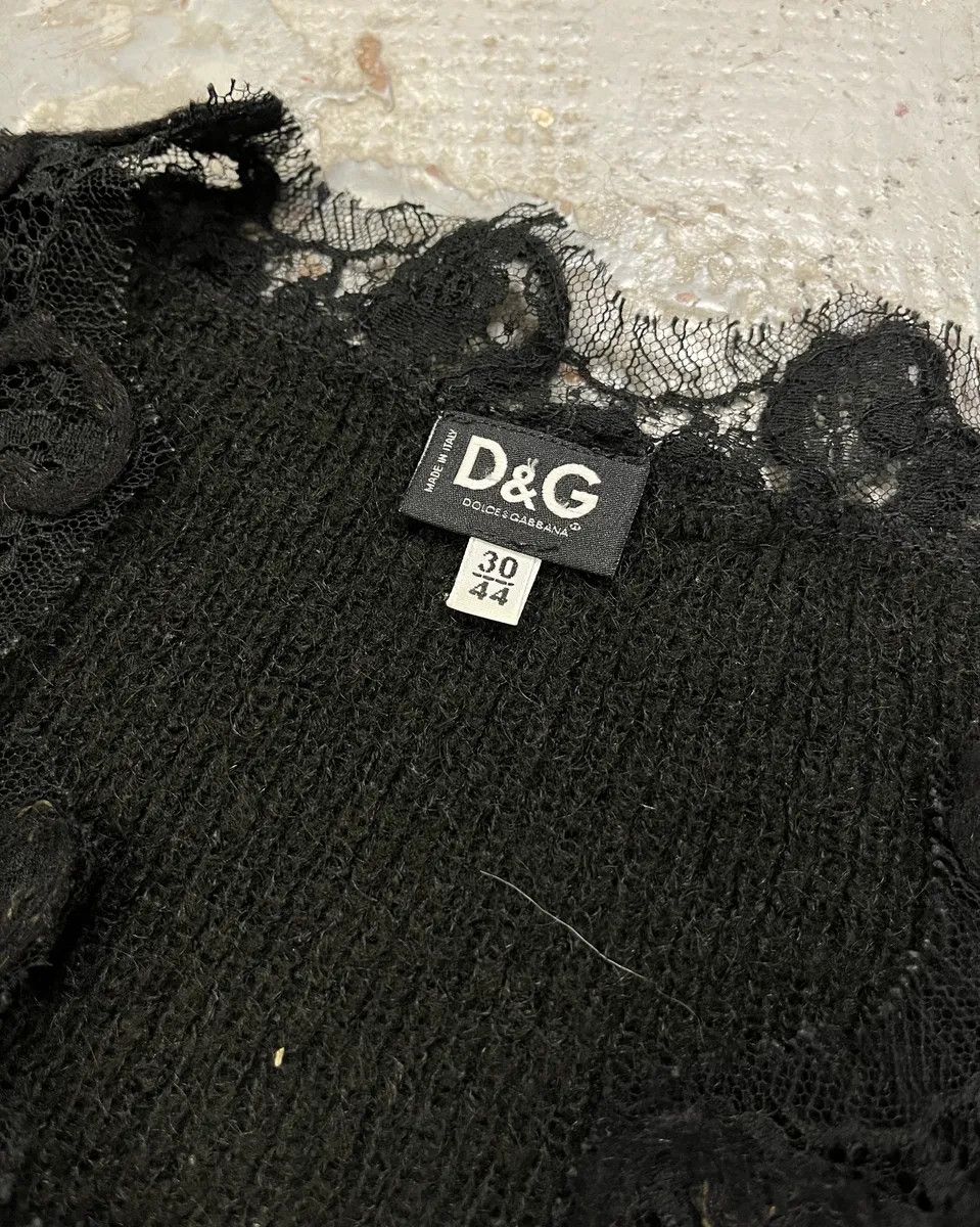 Dolce & Gabbana 2000s Dolce & Gabbana Black Wool V Neck Classy Sweater Size L / US 10 / IT 46 - 8 Thumbnail