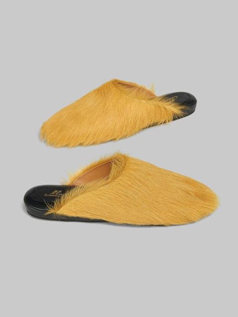 Marni o1w1db10325 Long Hair Fussbett Sabot in Yellow Size US 11 / EU 44 - 2 Thumbnail