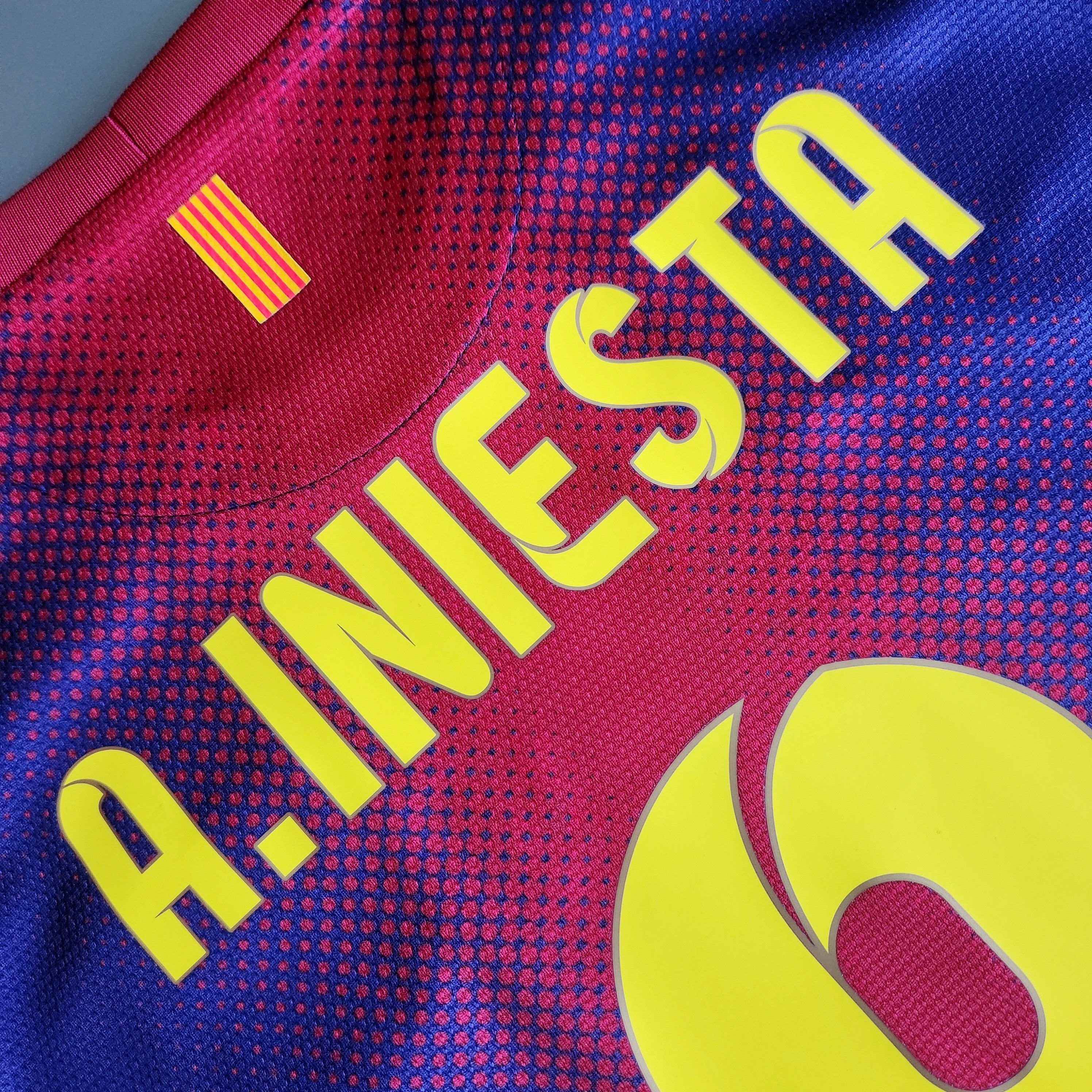 Nike Authentic Barcelona INIESTA 2012-2013 Long Sleeve L/S Home Size US M / EU 48-50 / 2 - 4 Thumbnail
