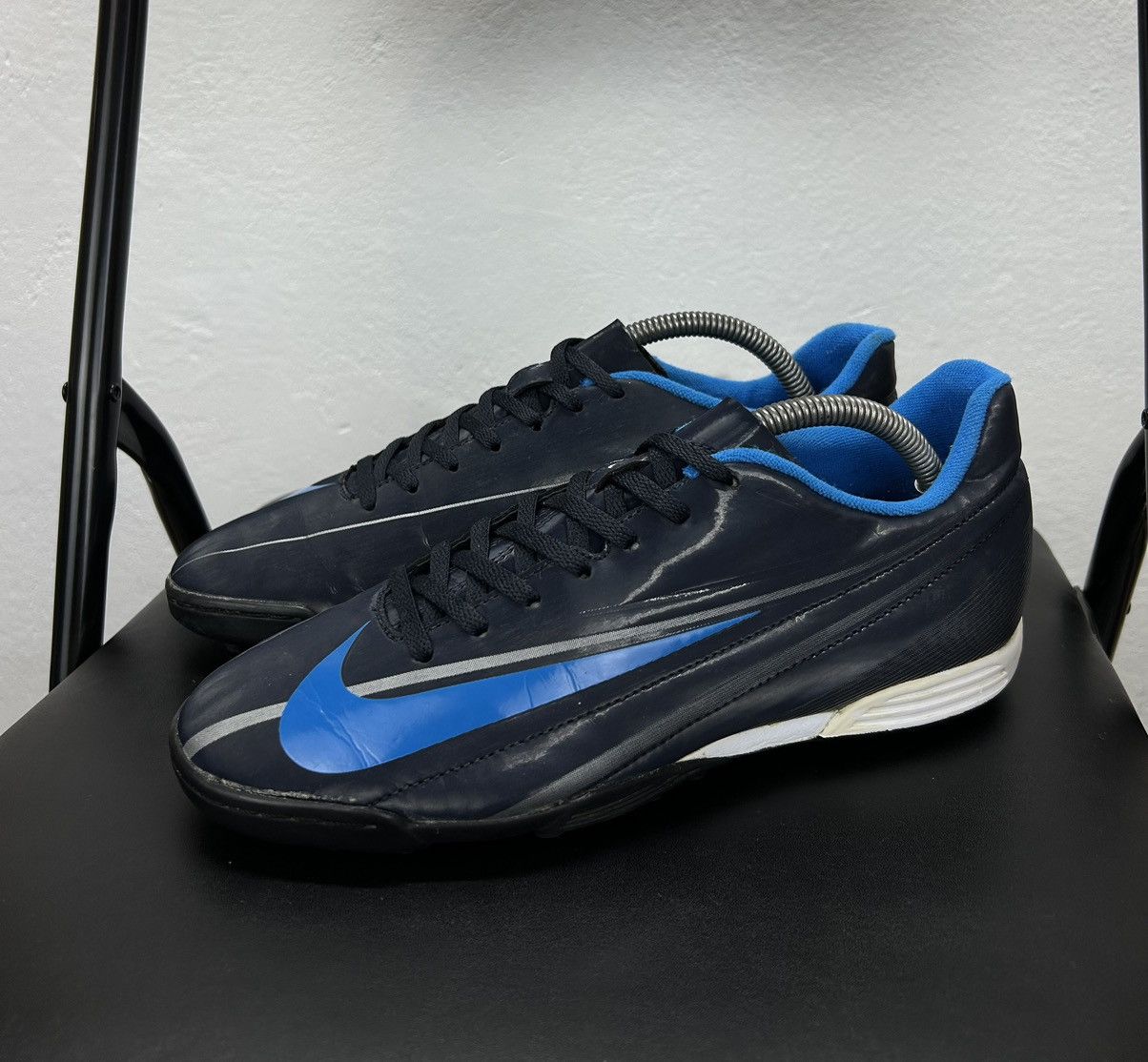 Nike × Vintage Nike Swift IC Indoor Football Boots Blue Men’s size 41 Size US 8 / EU 41 - 1 Thumbnail