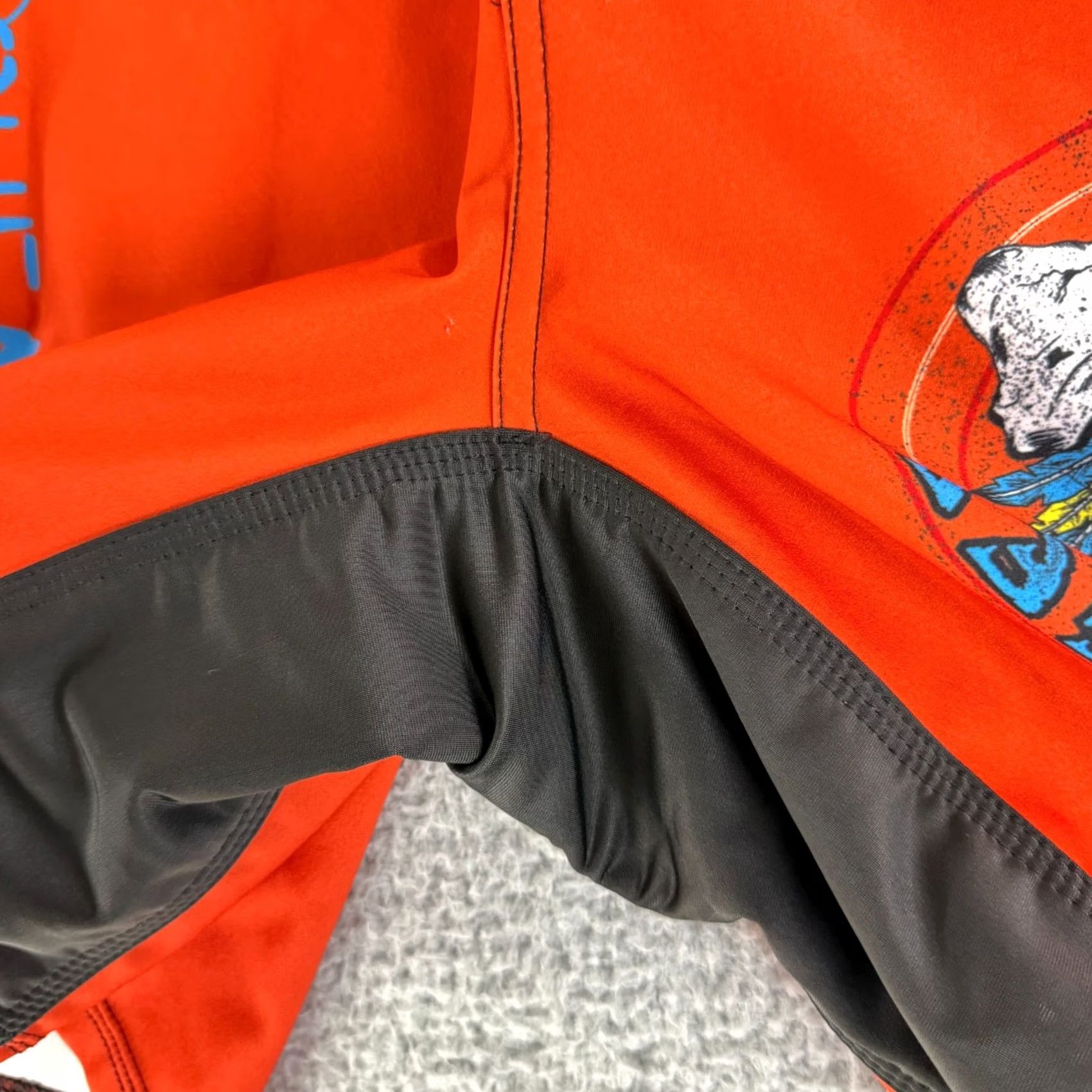 Vintage Rogue American Board Shorts Mens 30 Orange Graphic Print USA Made Size US 30 / EU 46 - 6 Thumbnail