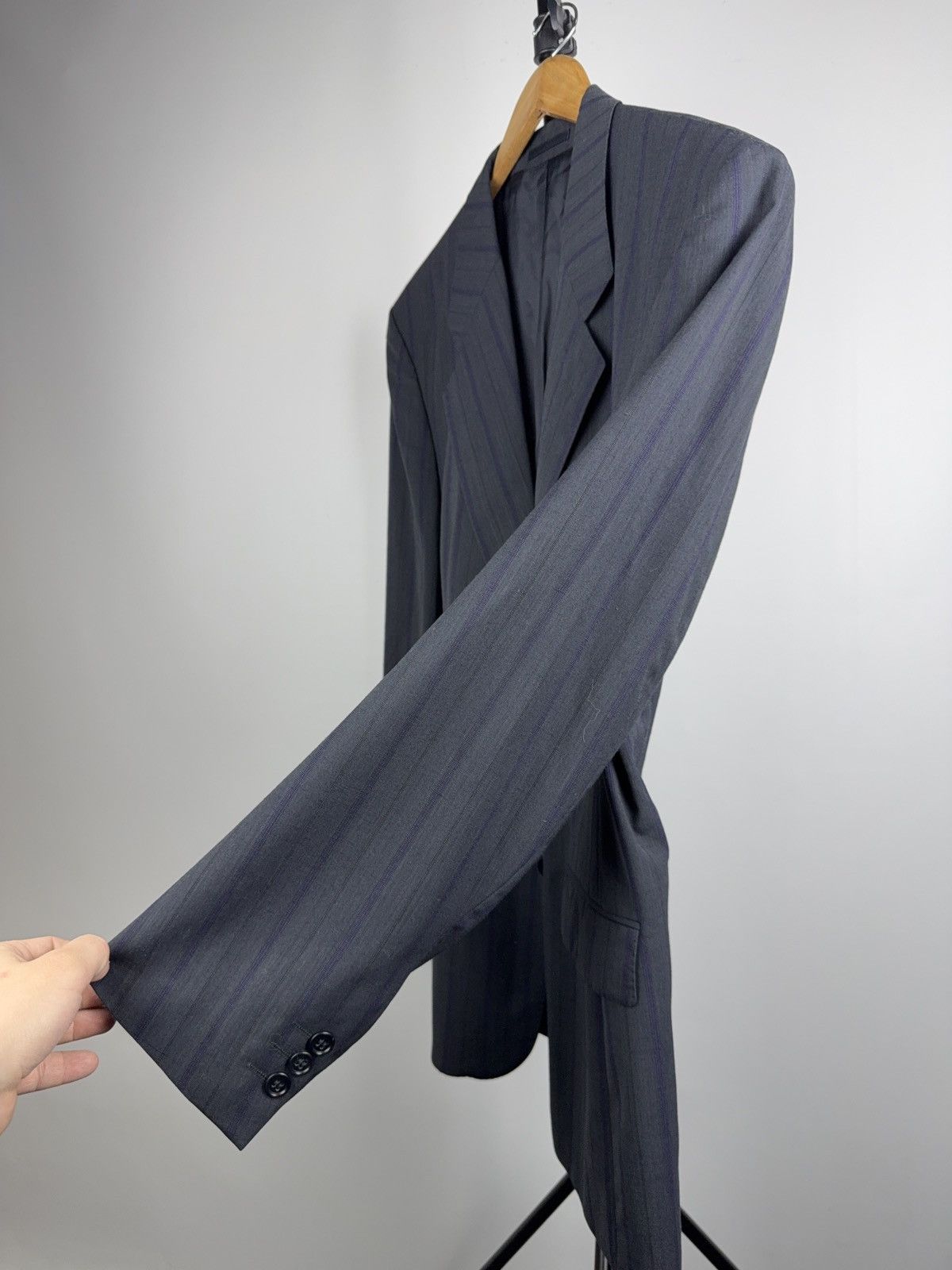 Hugo Boss 00s Hugo Boss Wool Blazer Pinstripe Grey Jacket Classic Fit Size 42R - 5 Thumbnail
