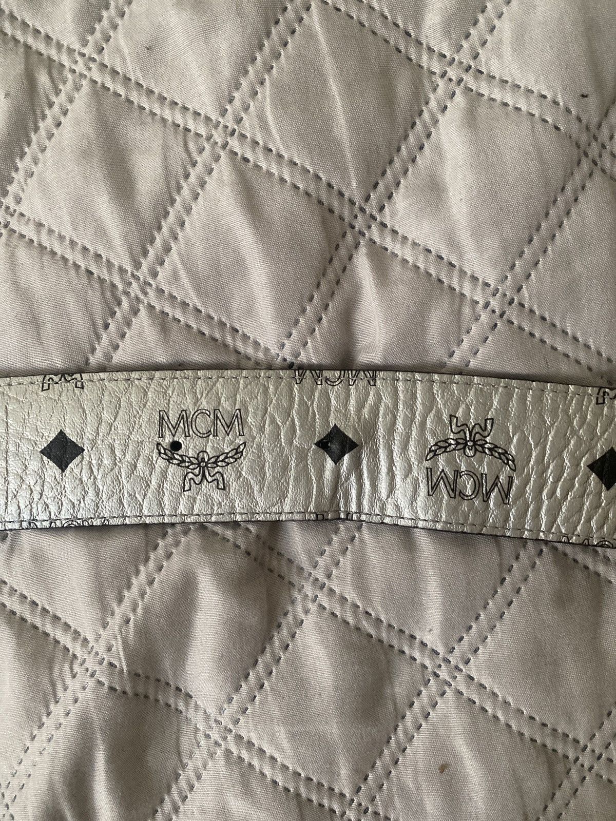 MCM MCM Claus M Silver Reversible Size ONE SIZE - 9 Thumbnail