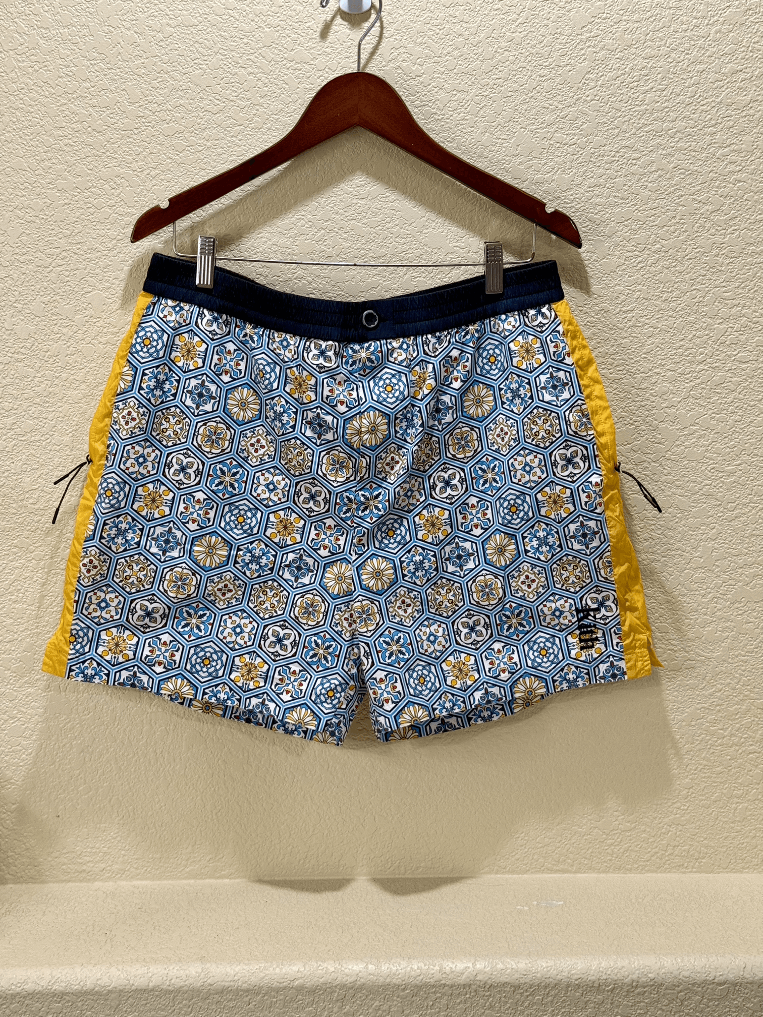 Kith Kith Moroccan Shorts Size US 34 / EU 50 - 1 Thumbnail