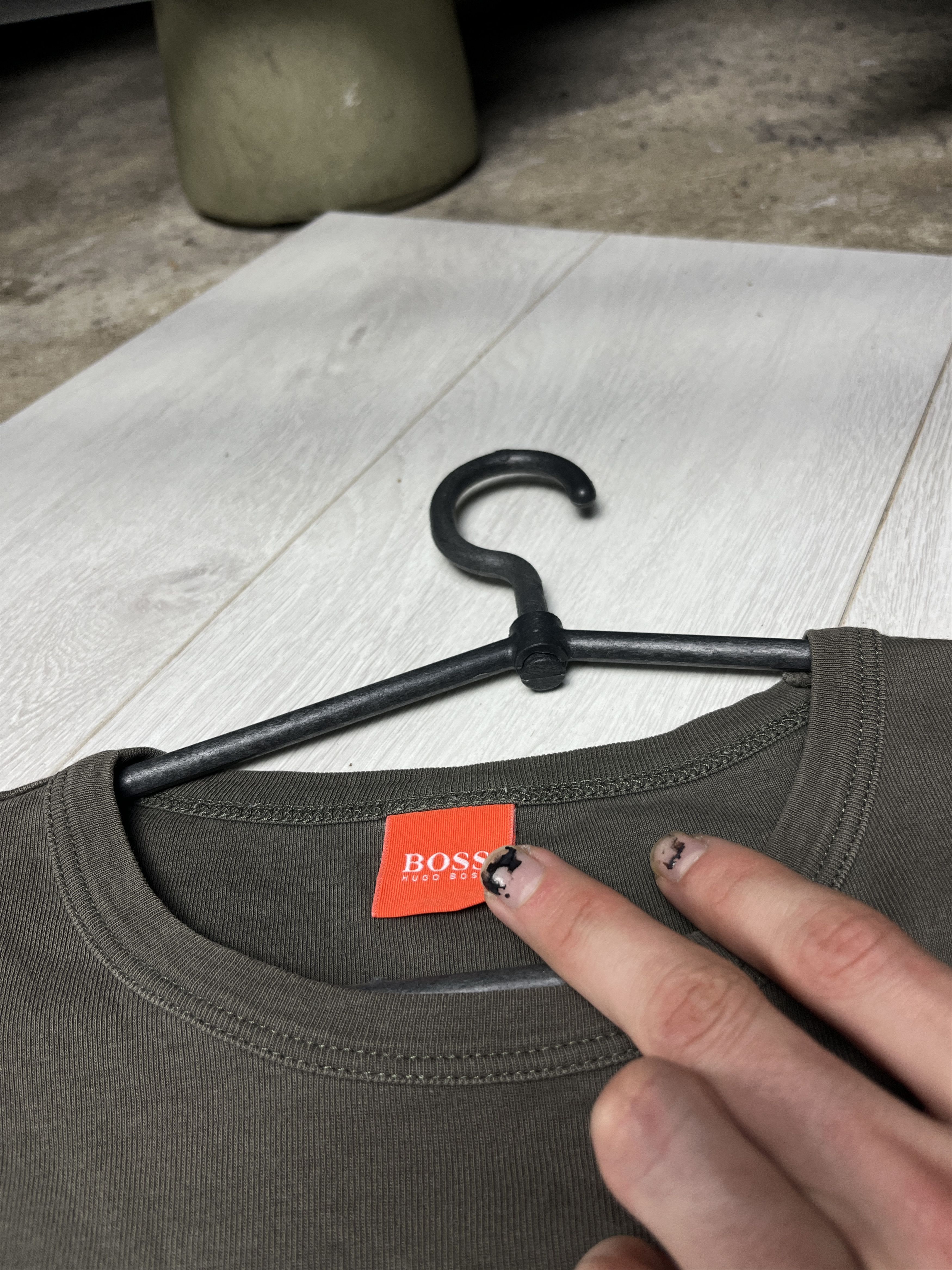 Vintage 2000s BOSS ORANGE TAB "CALIFORNIA PARADISE" TEE - 858 Size US L / EU 52-54 / 3 - 4 Thumbnail