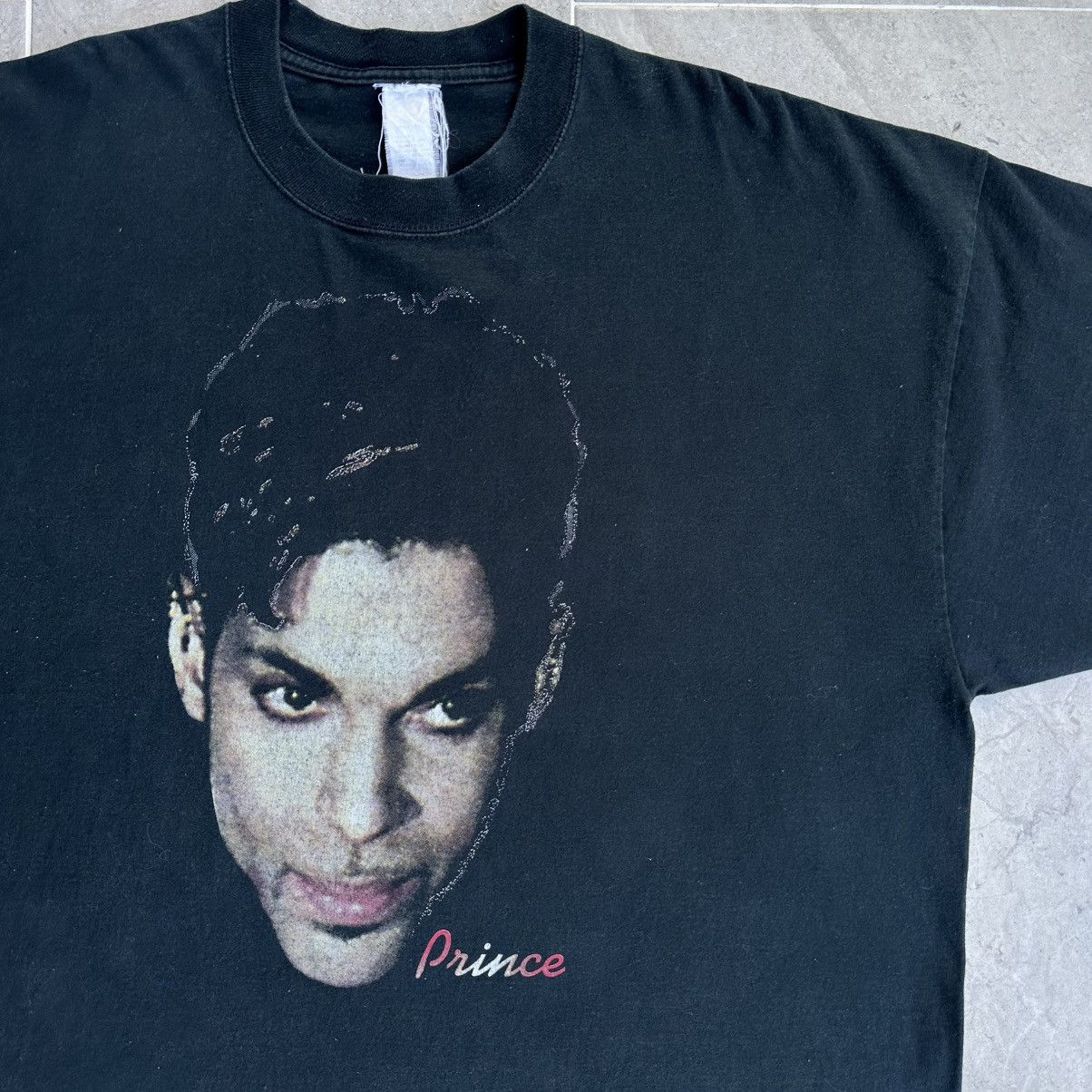 Band Tees × Prince × Vintage Vintage 2002 Prince Tour Big Head Rare Tee Shirt Size US XXL / EU 58 / 5 - 4 Thumbnail