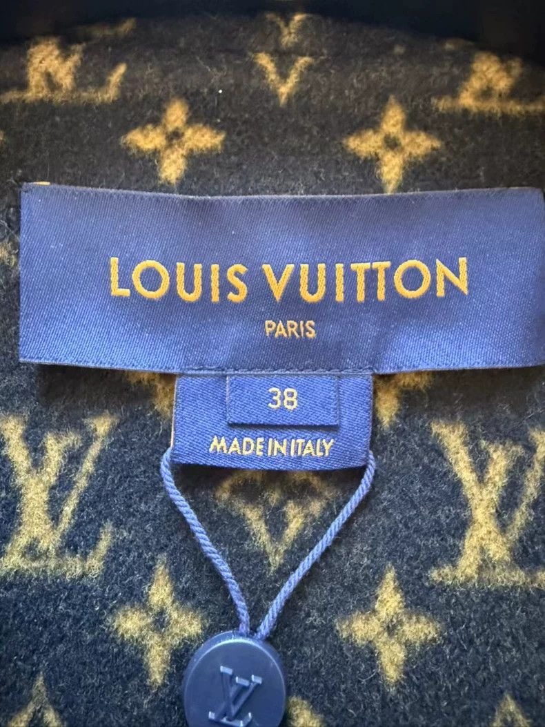 Louis Vuitton Louis Vuitton Full print woolen overcoat Size XS / US 0-2 / IT 36-38 - 3 Thumbnail