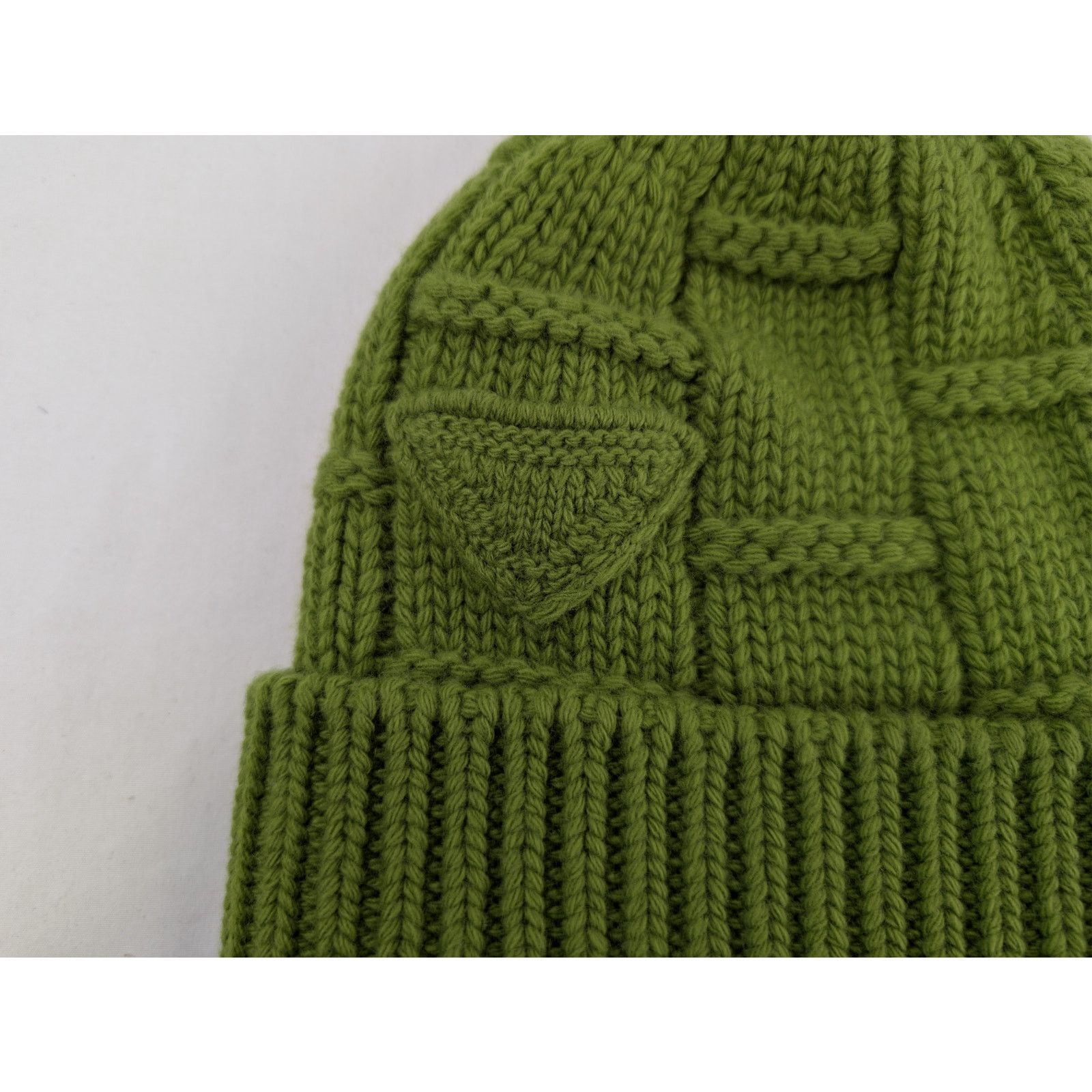Prada o1rshd1 Size: M / Beanie Cap / Hat in Green Size ONE SIZE - 3 Thumbnail