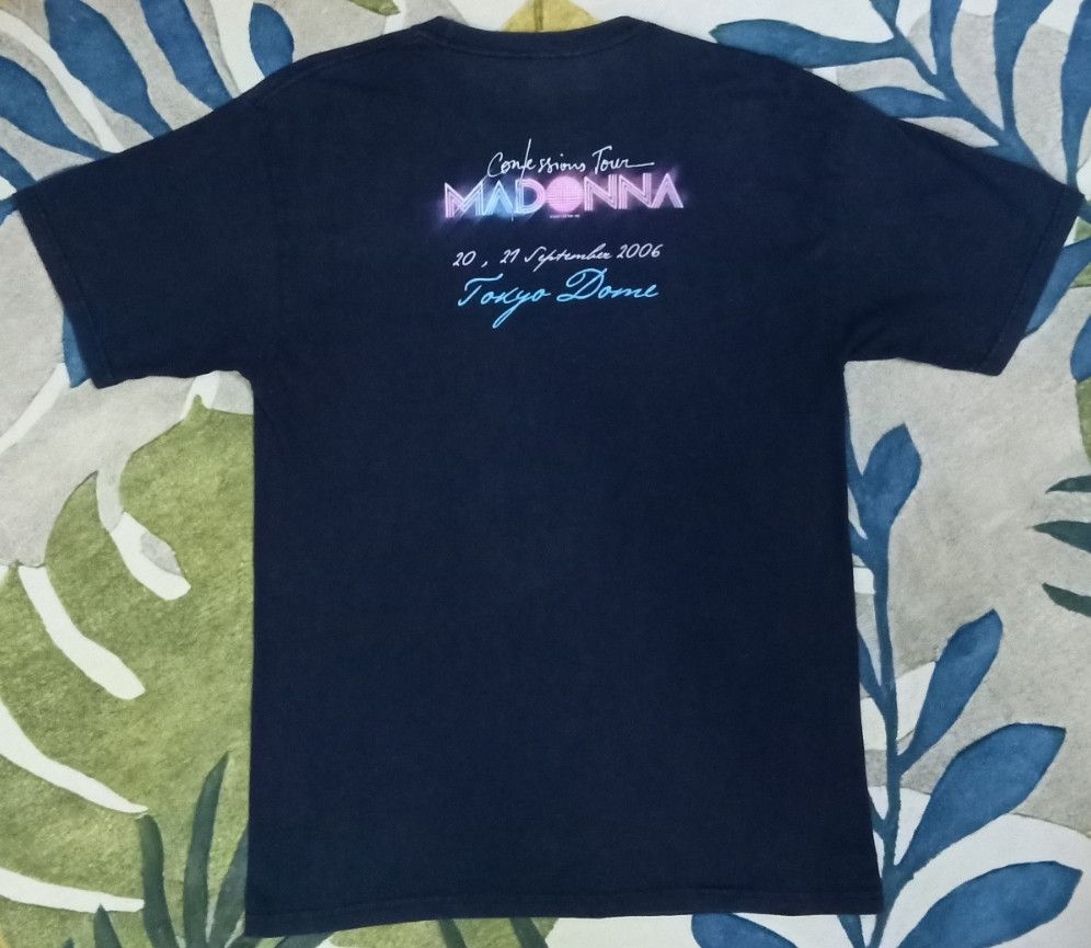 Band Tees Vintage Madonna Confession Tour 2006 Tokyo Dome T-shirt Size US M / EU 48-50 / 2 - 12 Thumbnail