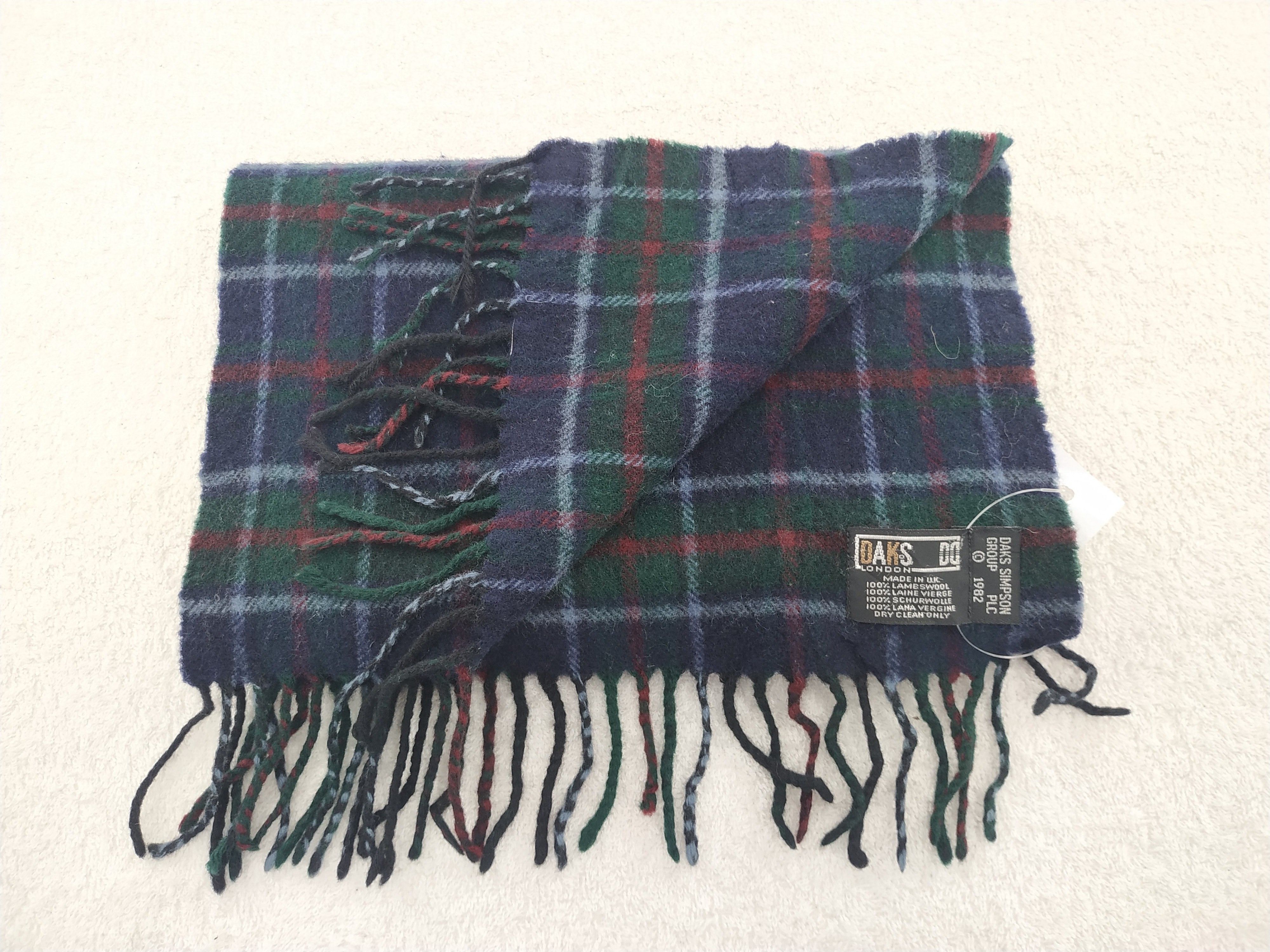 DAKS Vintage Daks Scarf/Muffler/Neckwear MF357 Size ONE SIZE - 4 Thumbnail
