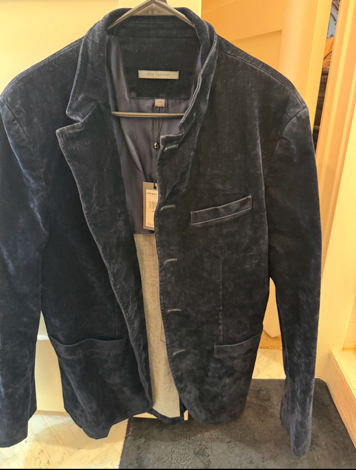 John Varvatos Flocked velvet jacket. Size EU 48 USA 38 Size US M / EU 48-50 / 2 - 16 Thumbnail
