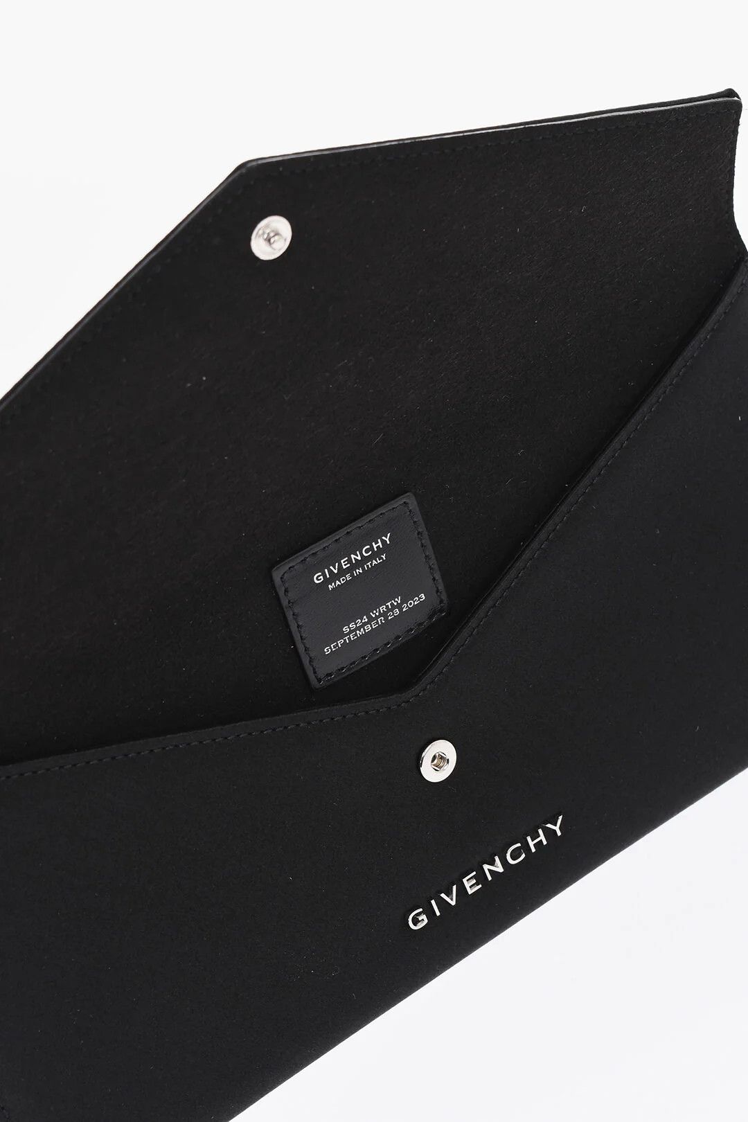 Givenchy og1mm0326 Size: OS / Silk Envelope Wallet in Black Size ONE SIZE - 4 Thumbnail